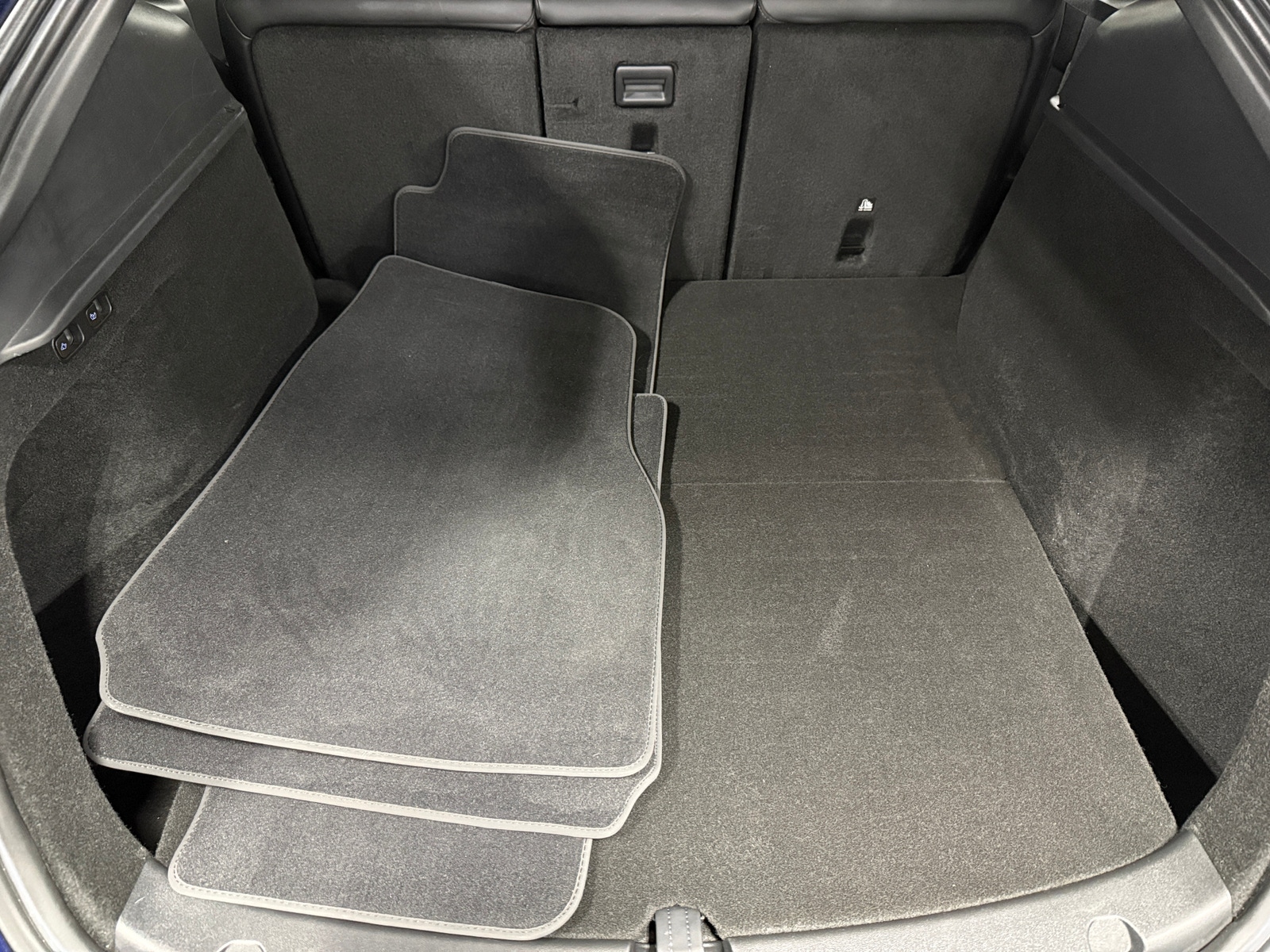 Thumbnail: 2023 Tesla Model Y - 6