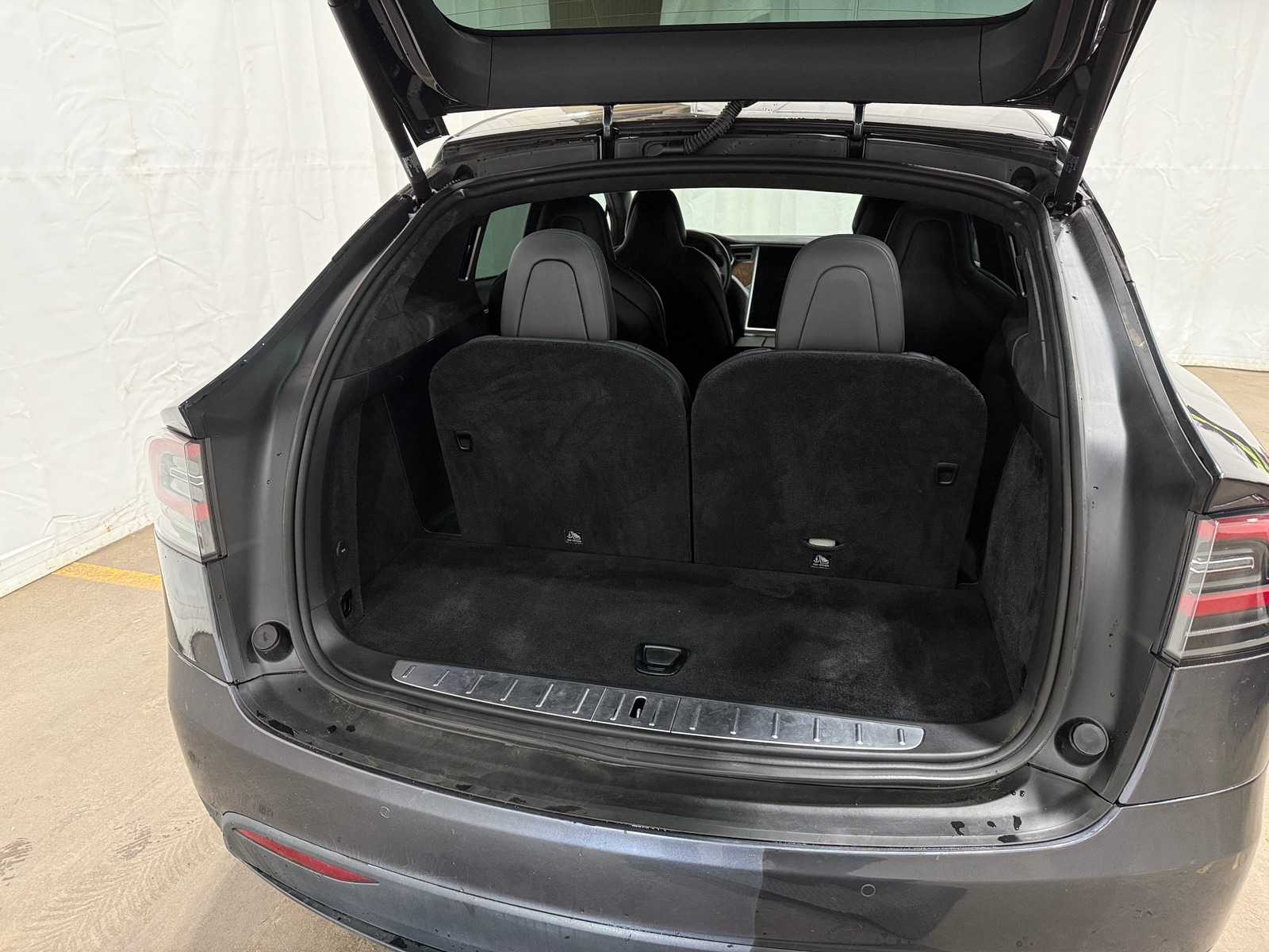 Thumbnail: 2017 Tesla Model X - 6