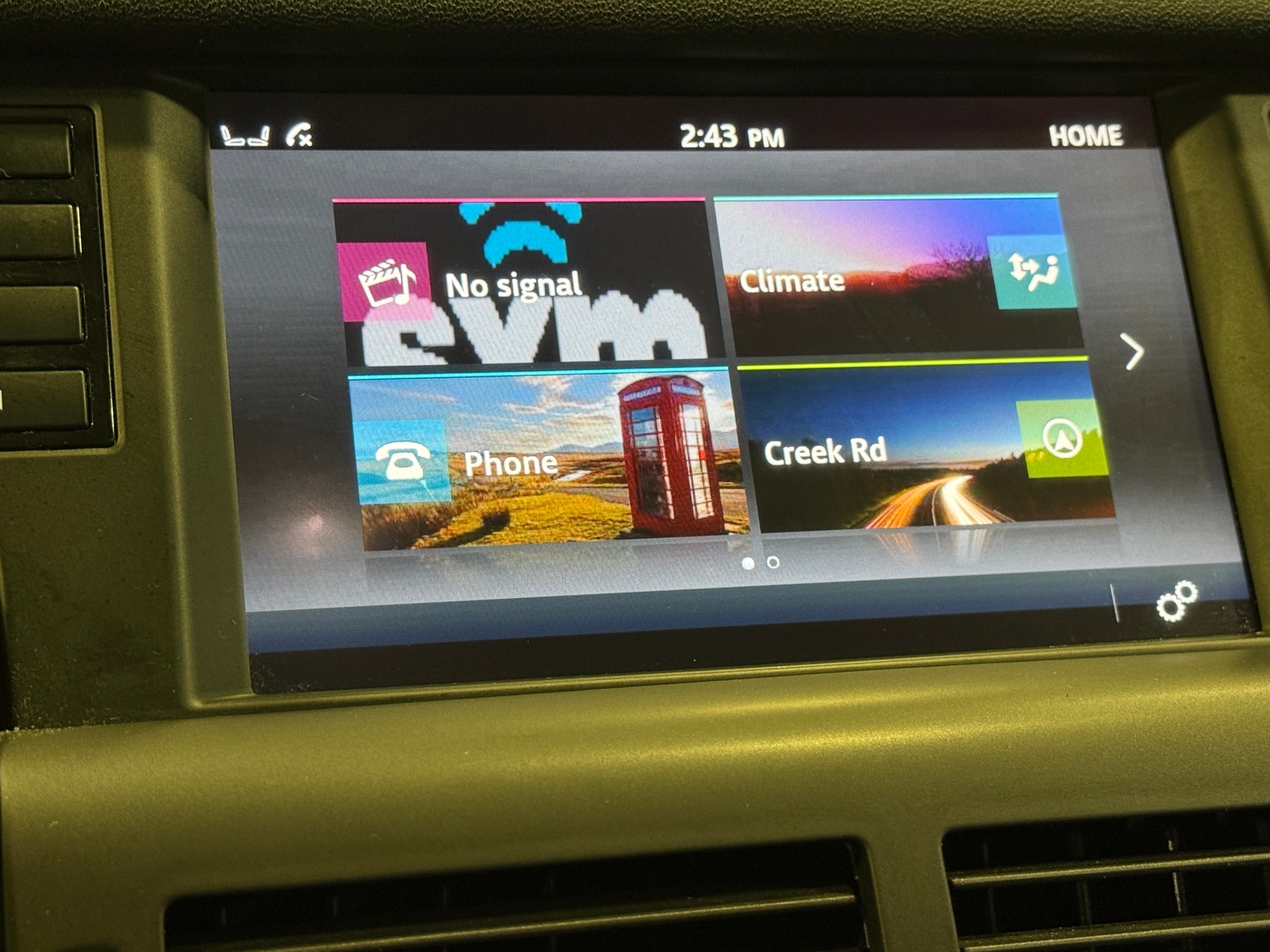 Thumbnail: 2019 Land Rover Discovery Sport - 3