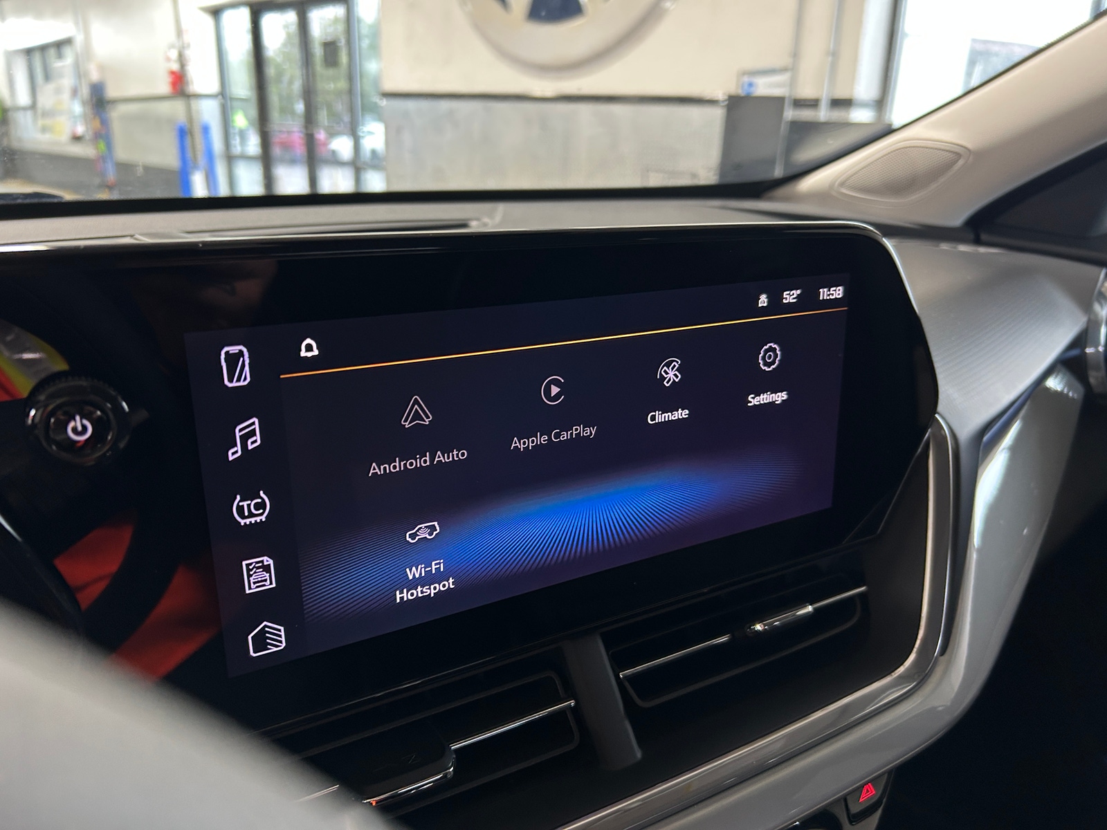 Thumbnail: 2025 Chevrolet Trax - 4