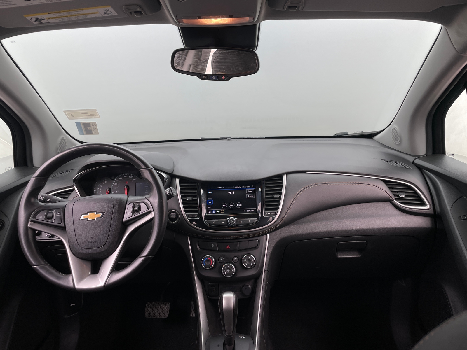 Thumbnail: 2022 Chevrolet Trax - 3