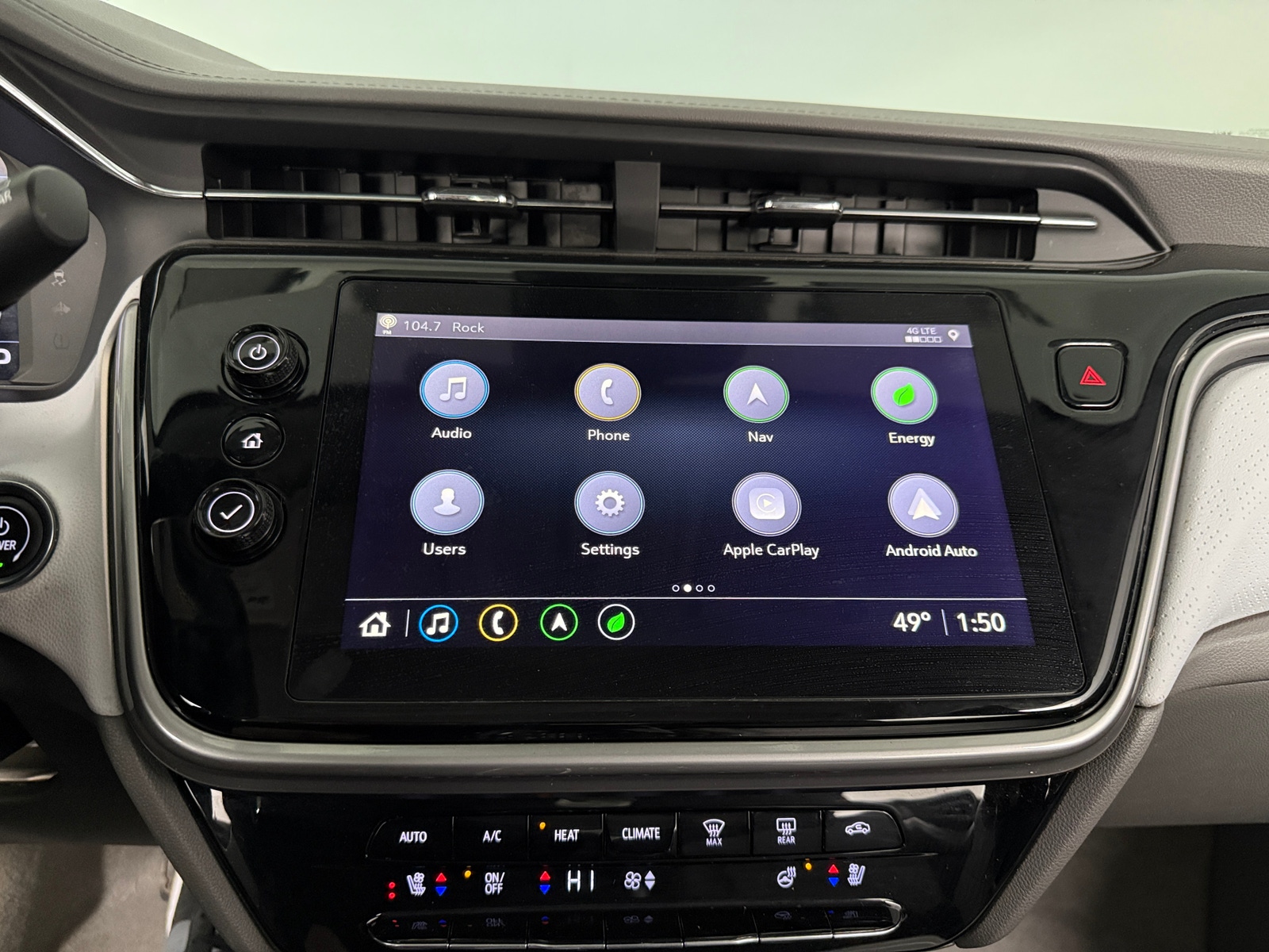 Thumbnail: 2022 Chevrolet Bolt EUV - 3