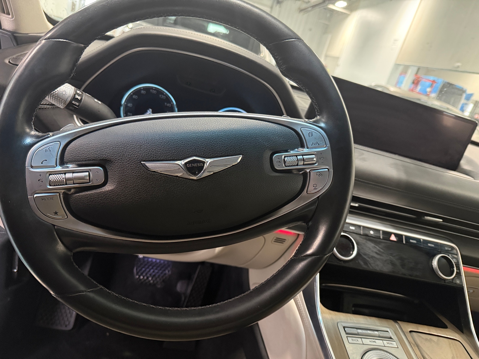 Thumbnail: 2022 Genesis GV80 - 4