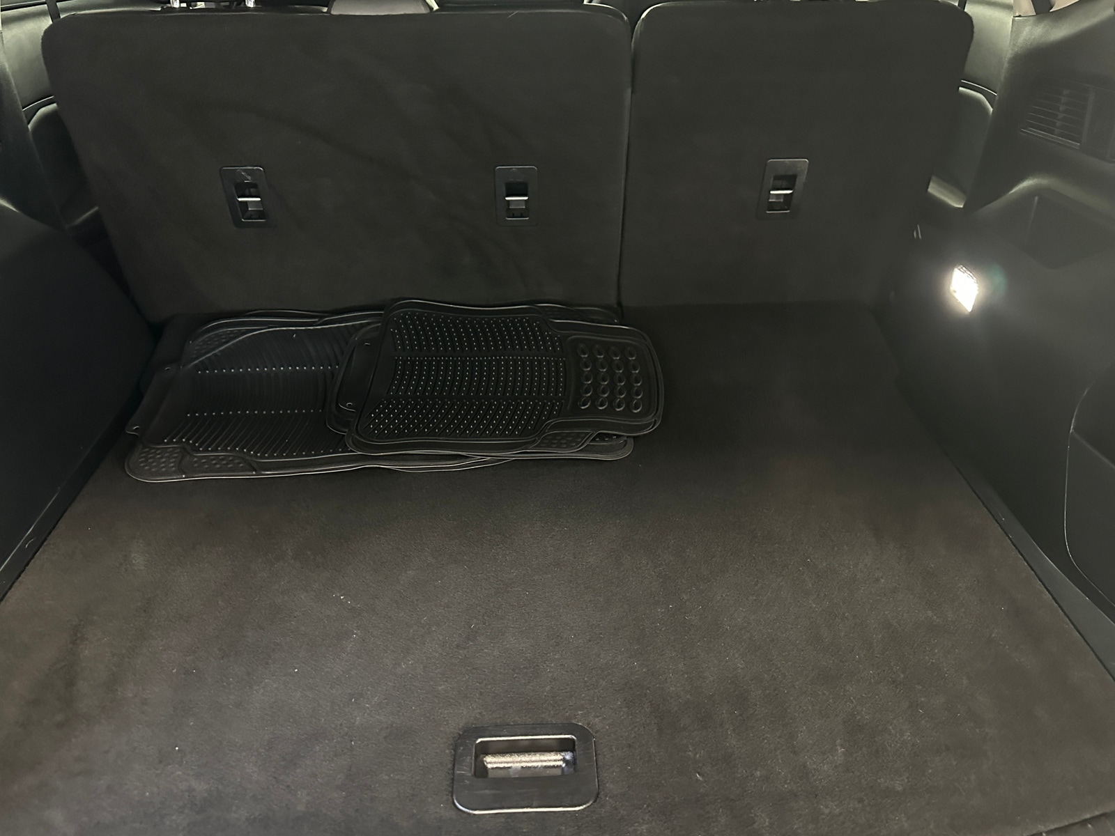 Thumbnail: 2020 Ford Edge - 6