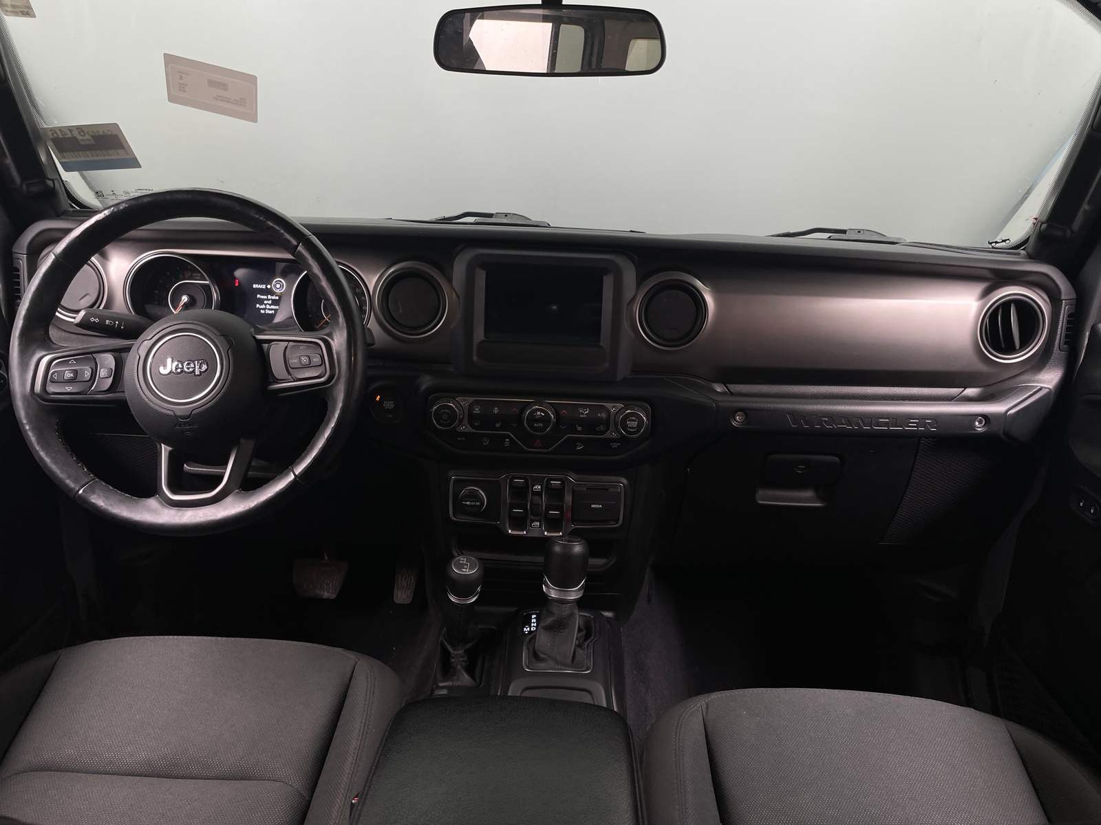 Thumbnail: 2019 Jeep Wrangler - 3