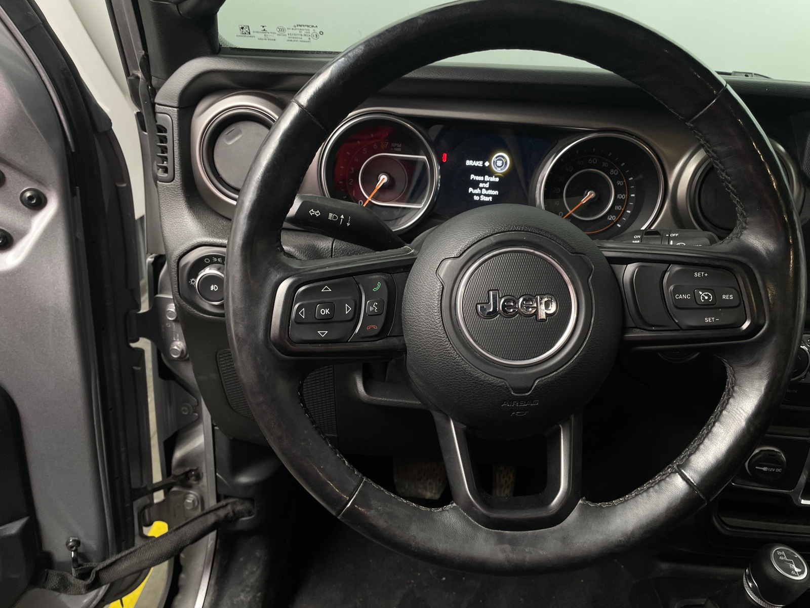 Thumbnail: 2019 Jeep Wrangler - 5