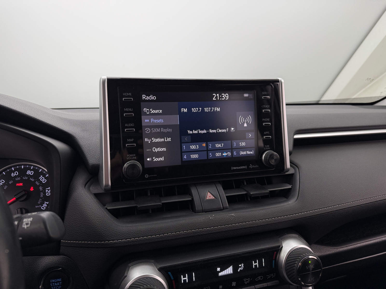 Thumbnail: 2019 Toyota RAV4 - 4