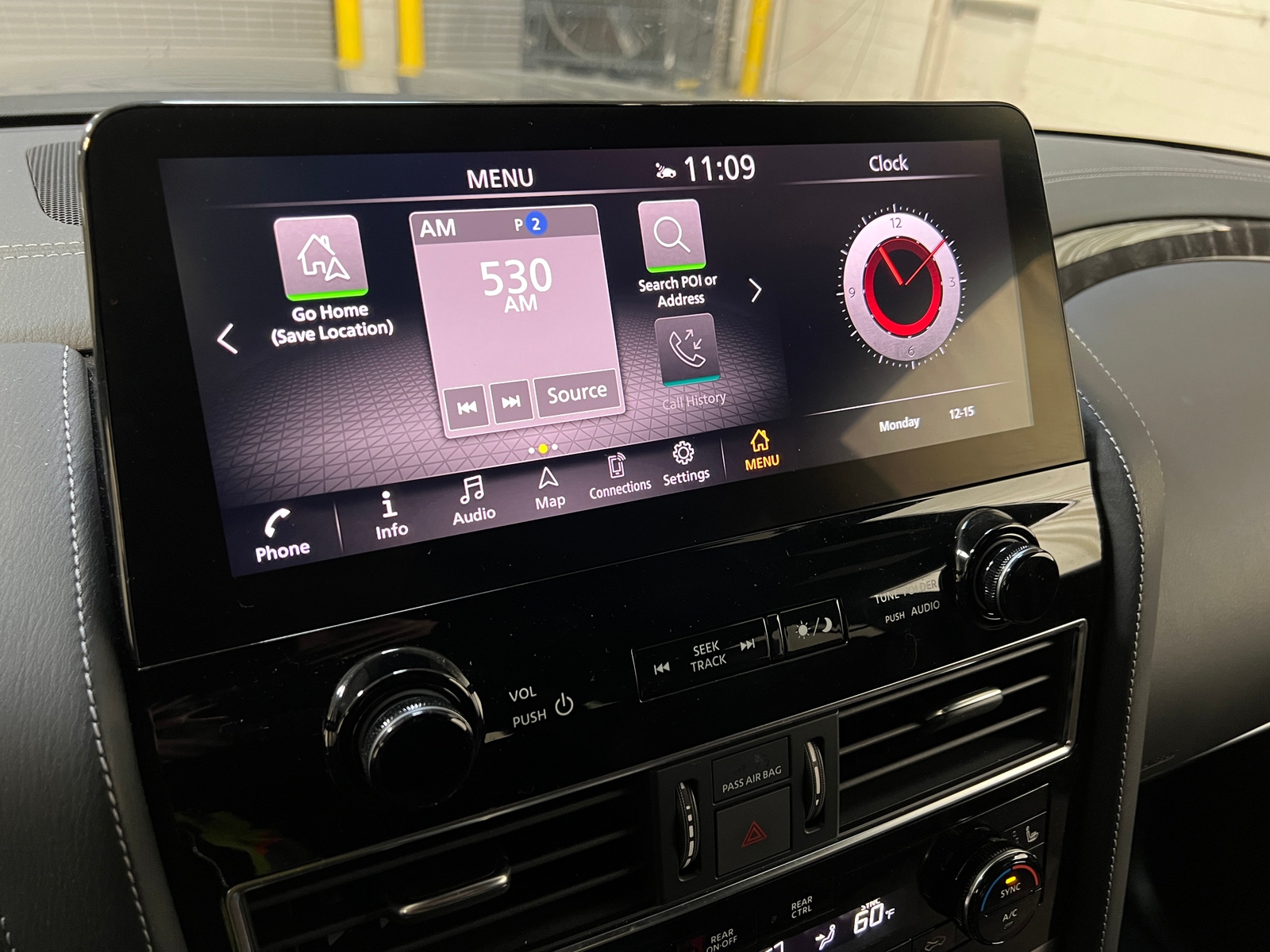 Thumbnail: 2021 Nissan Armada - 3