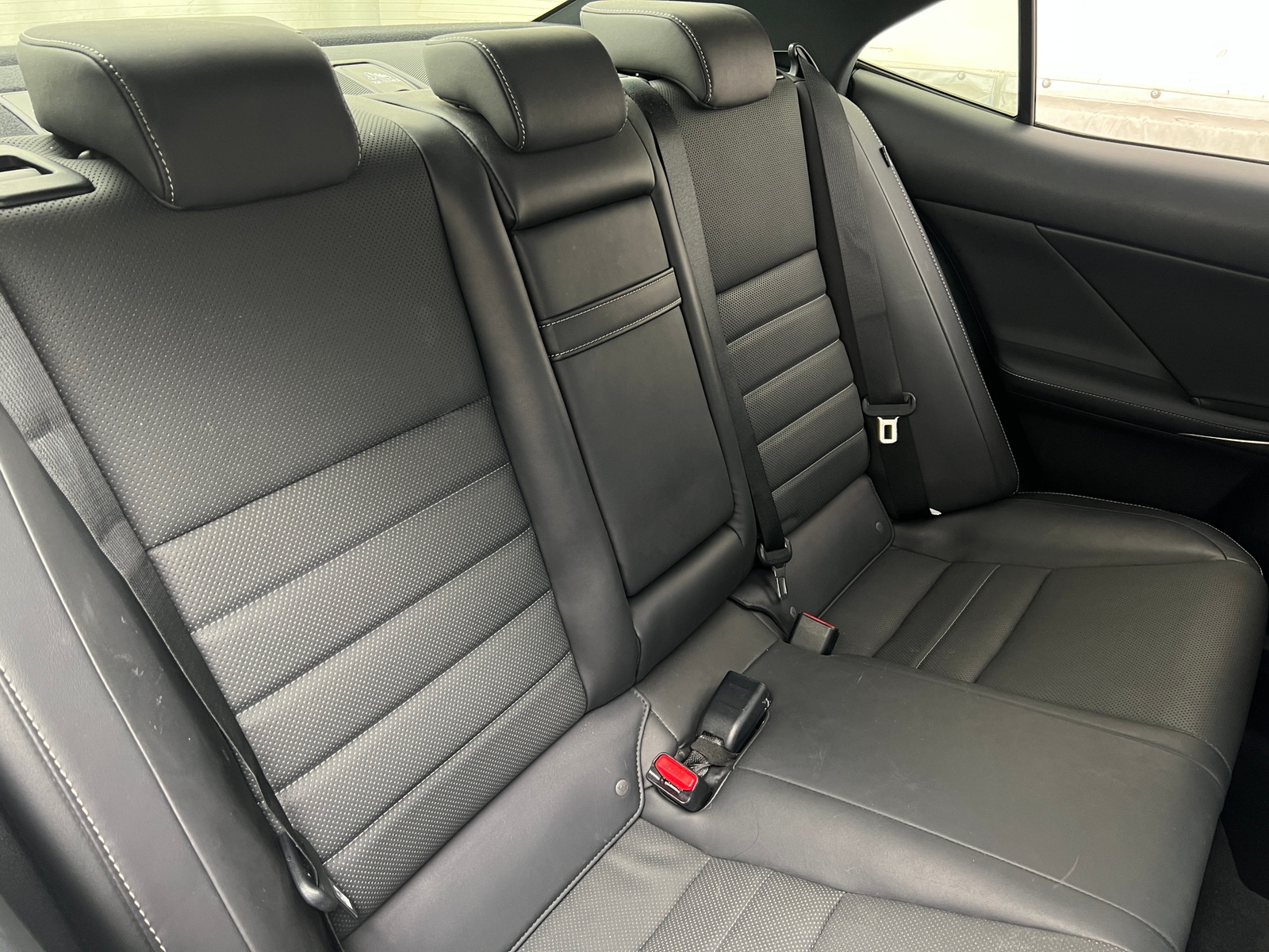 Thumbnail: 2019 Lexus IS - 5