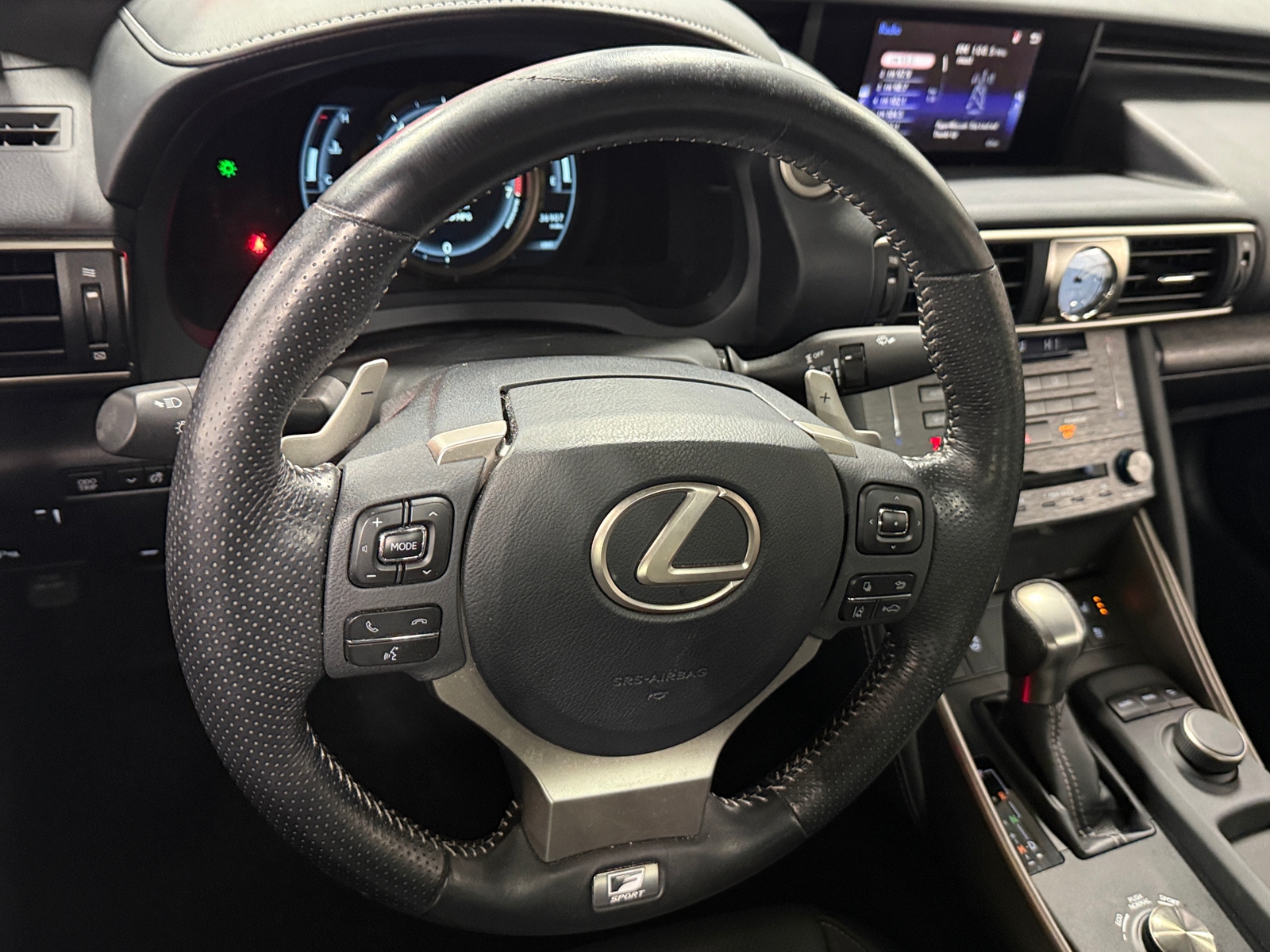 Thumbnail: 2019 Lexus IS - 4