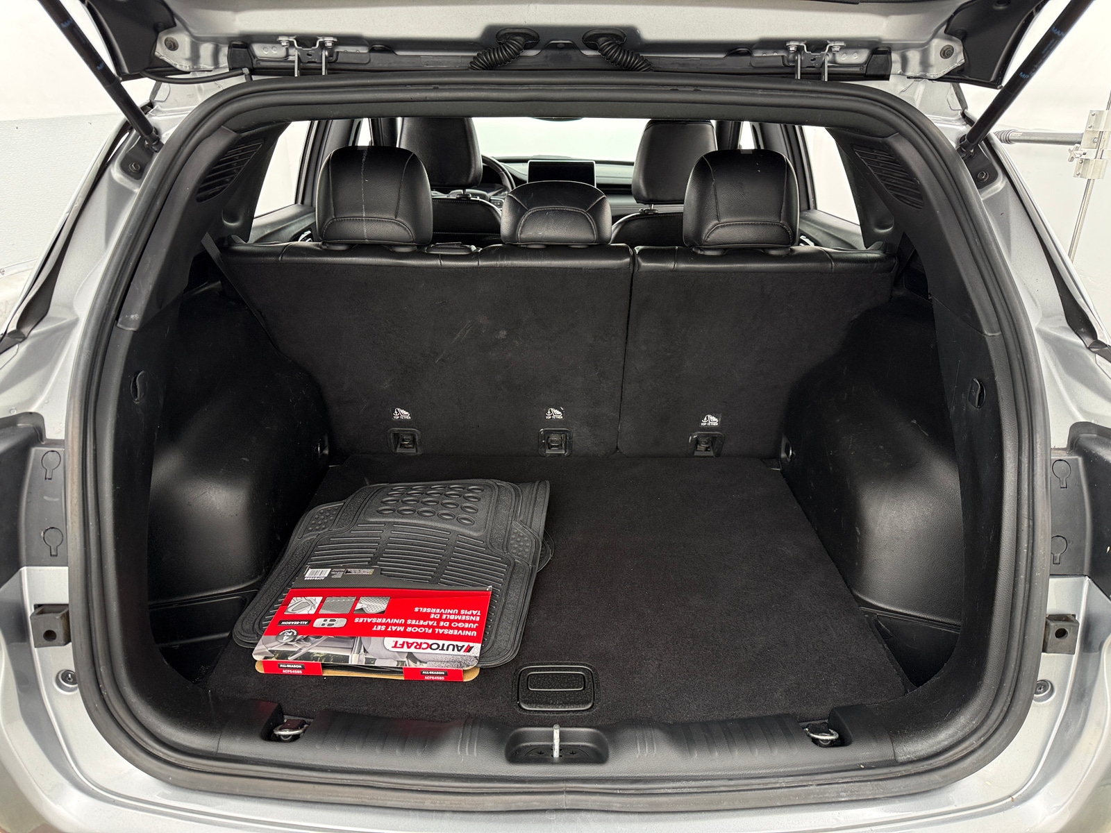 Thumbnail: 2022 Jeep Compass - 6