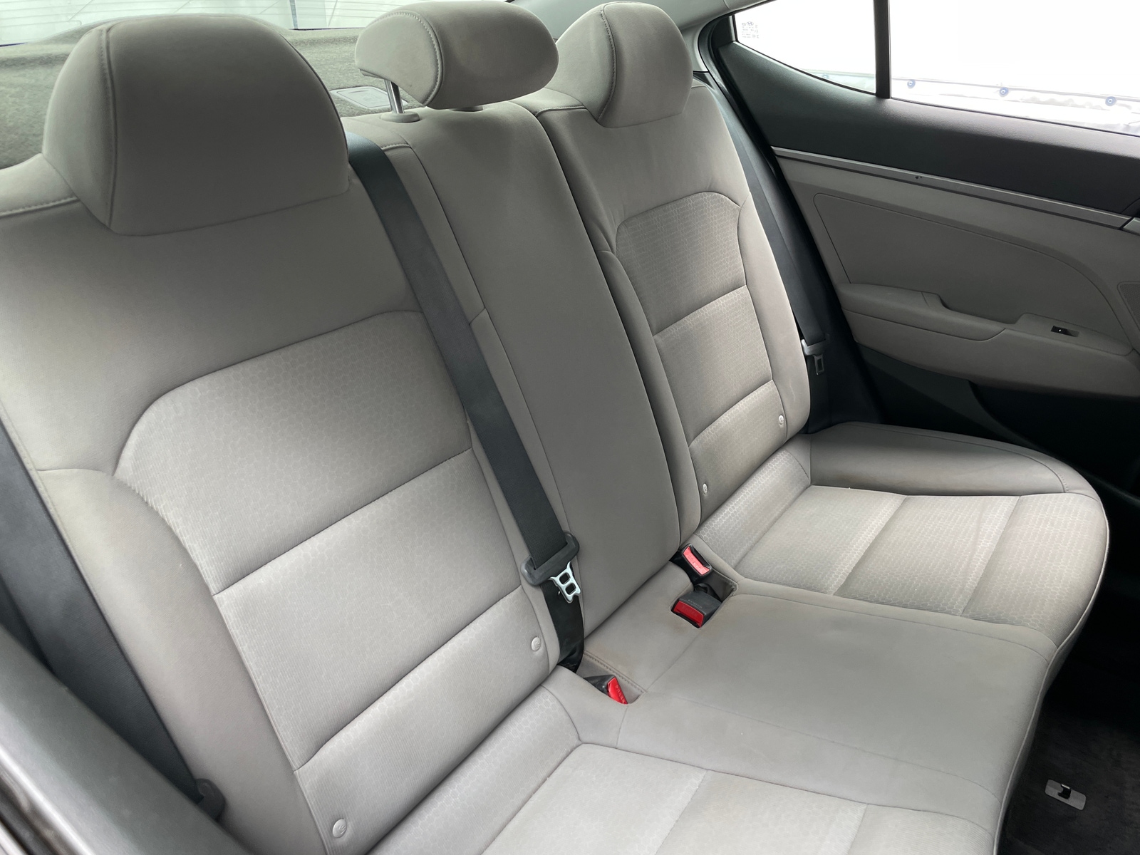 Thumbnail: 2017 Hyundai Elantra - 6