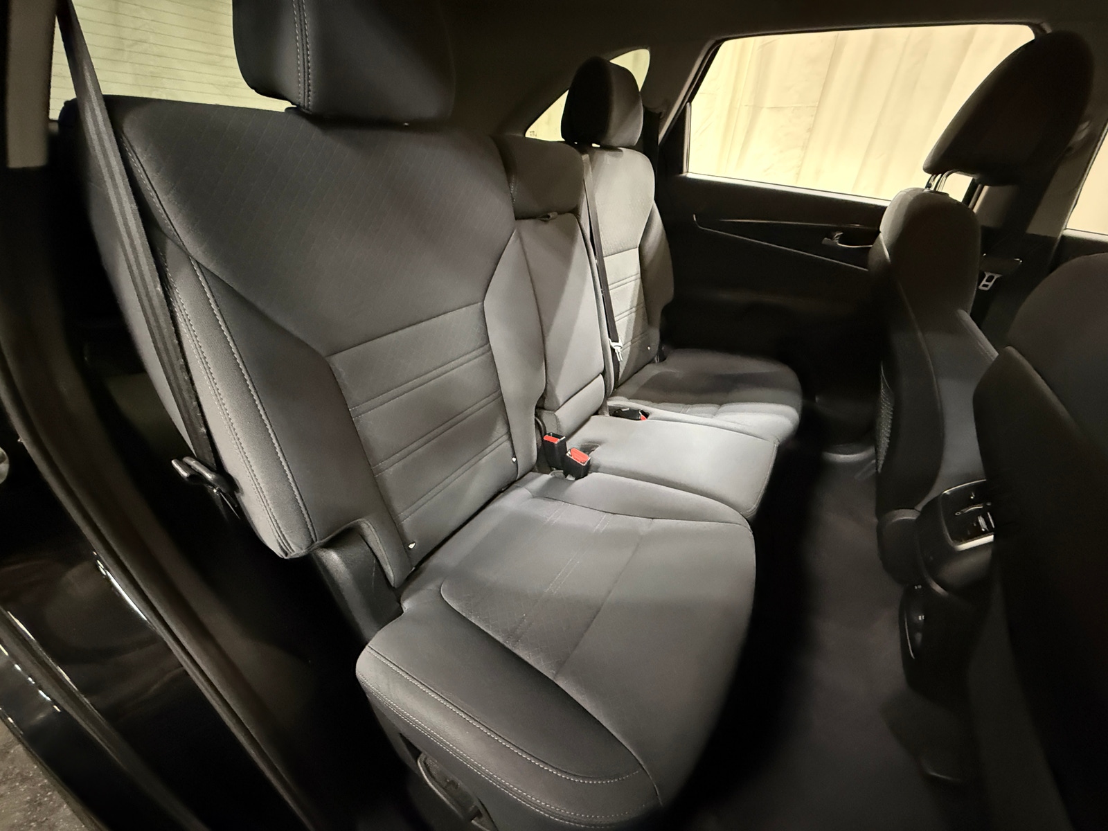 Thumbnail: 2016 Kia Sorento - 6