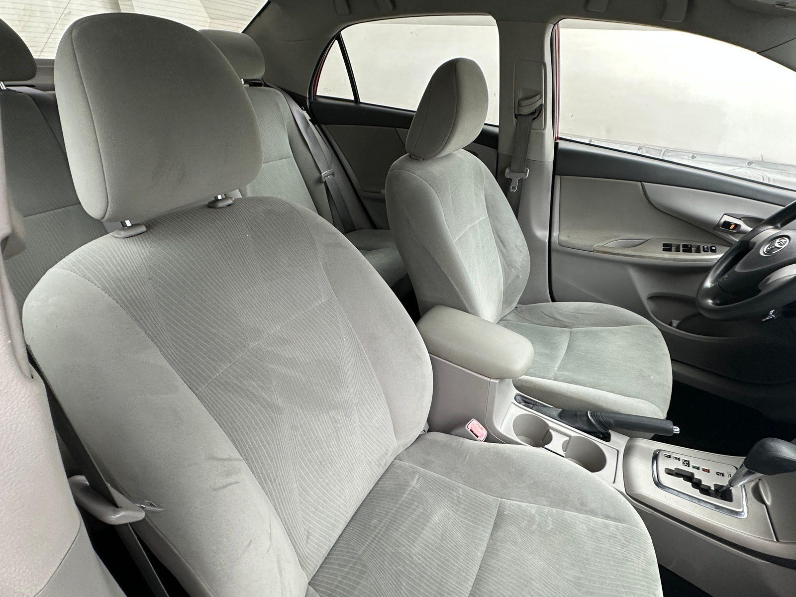 Thumbnail: 2011 Toyota Corolla - 2