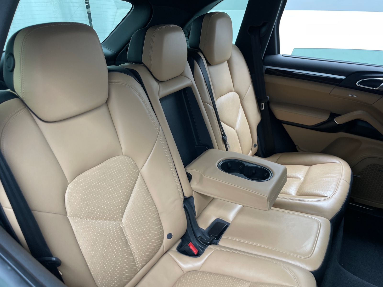 Thumbnail: 2016 Porsche Cayenne - 5