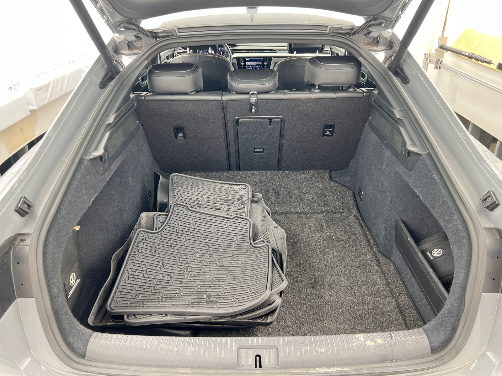 Thumbnail: 2023 Volkswagen Arteon - 6