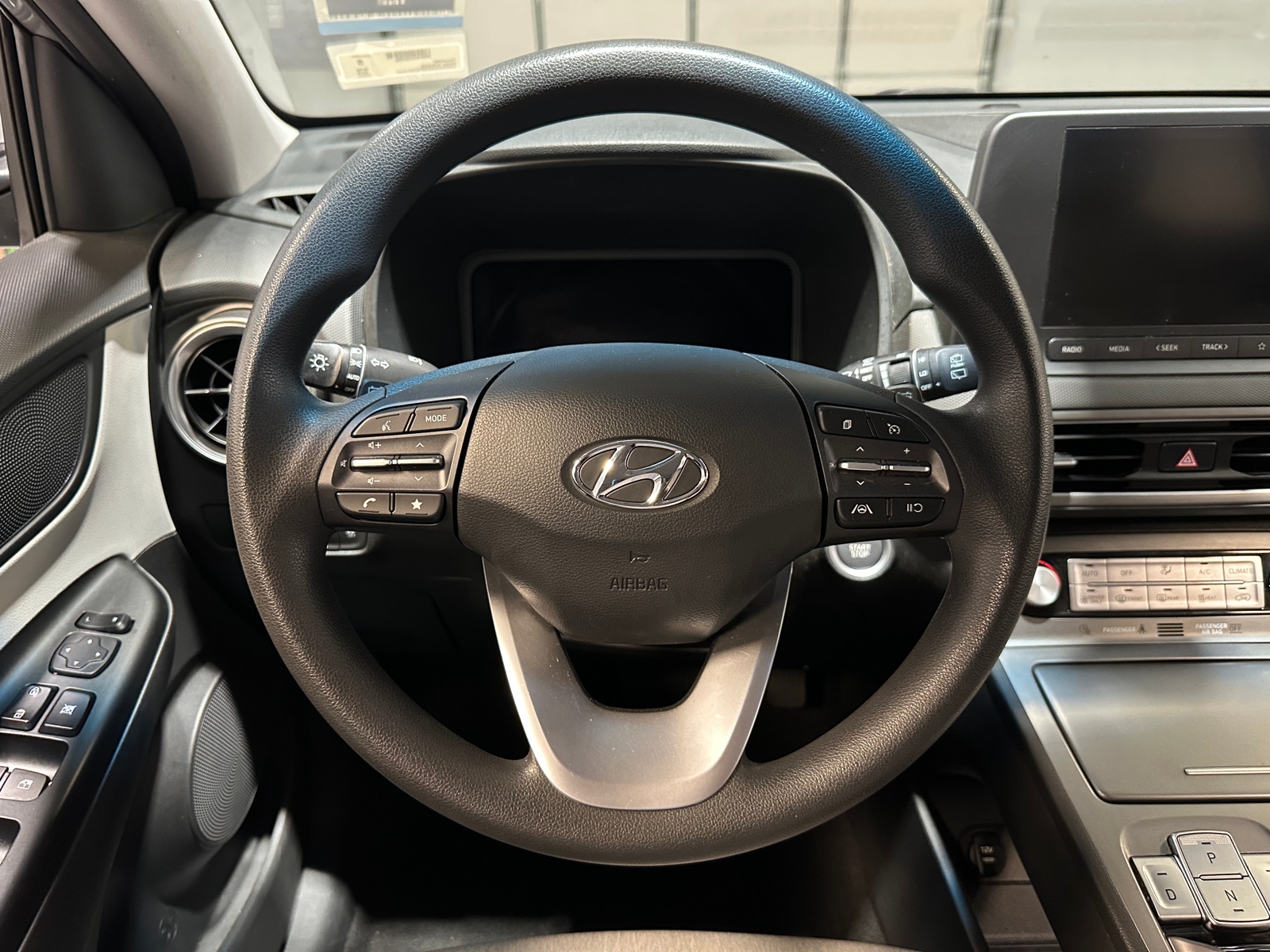Thumbnail: 2023 Hyundai Kona - 5