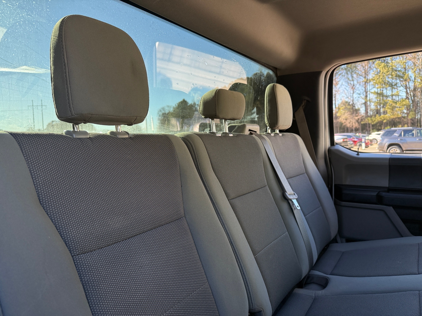 Thumbnail: 2019 Ford Econoline - 6