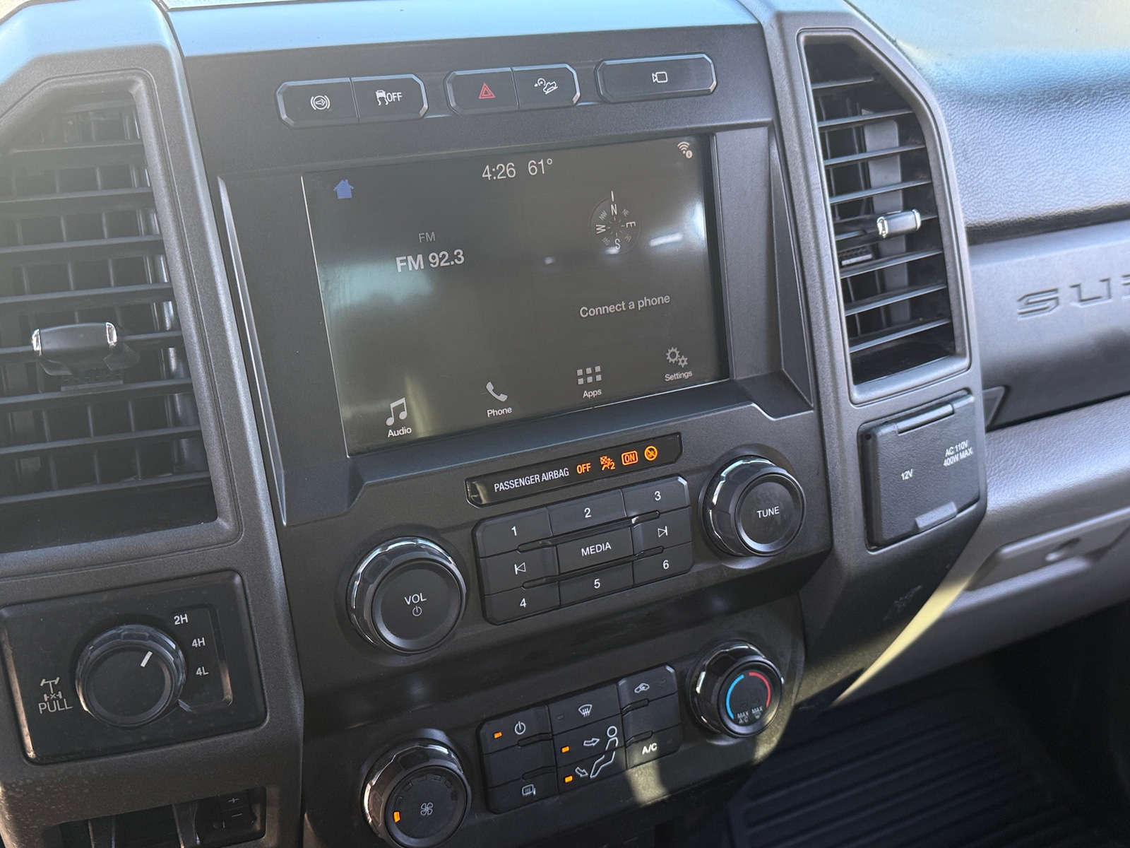 Thumbnail: 2019 Ford Econoline - 4