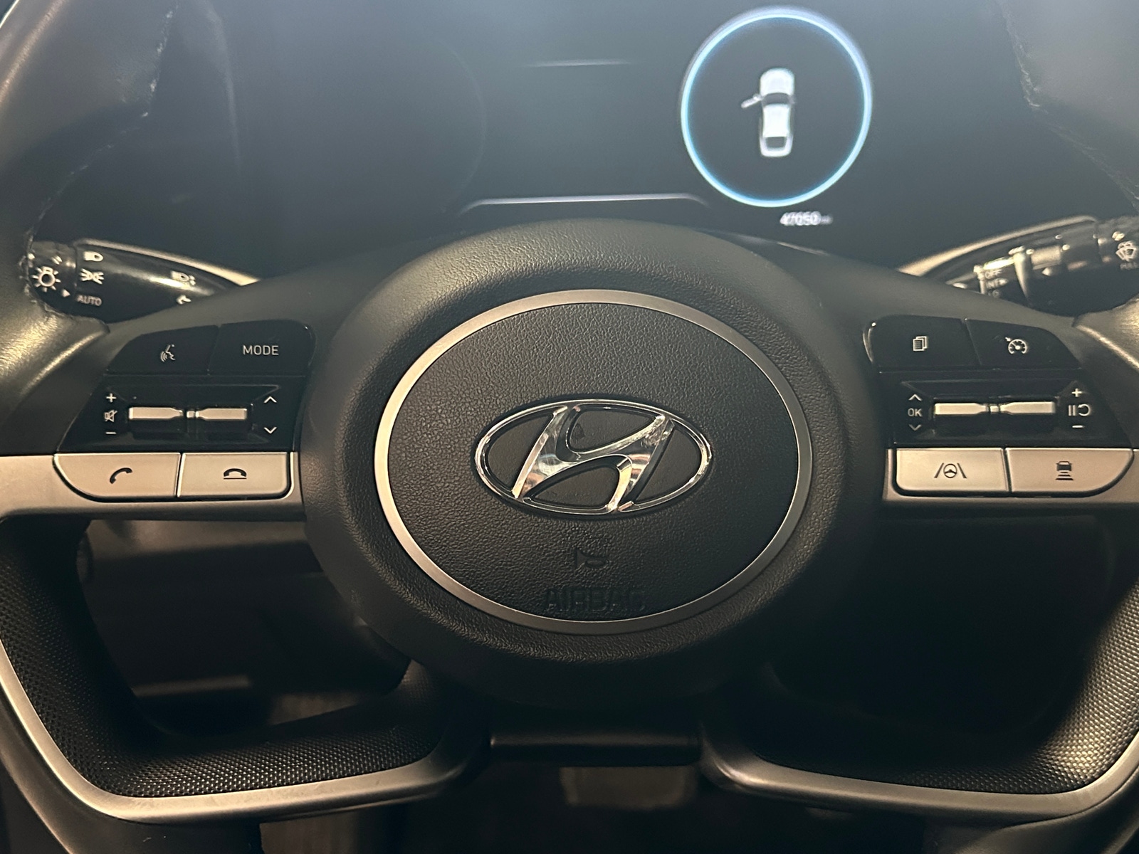 Thumbnail: 2022 Hyundai Elantra - 5