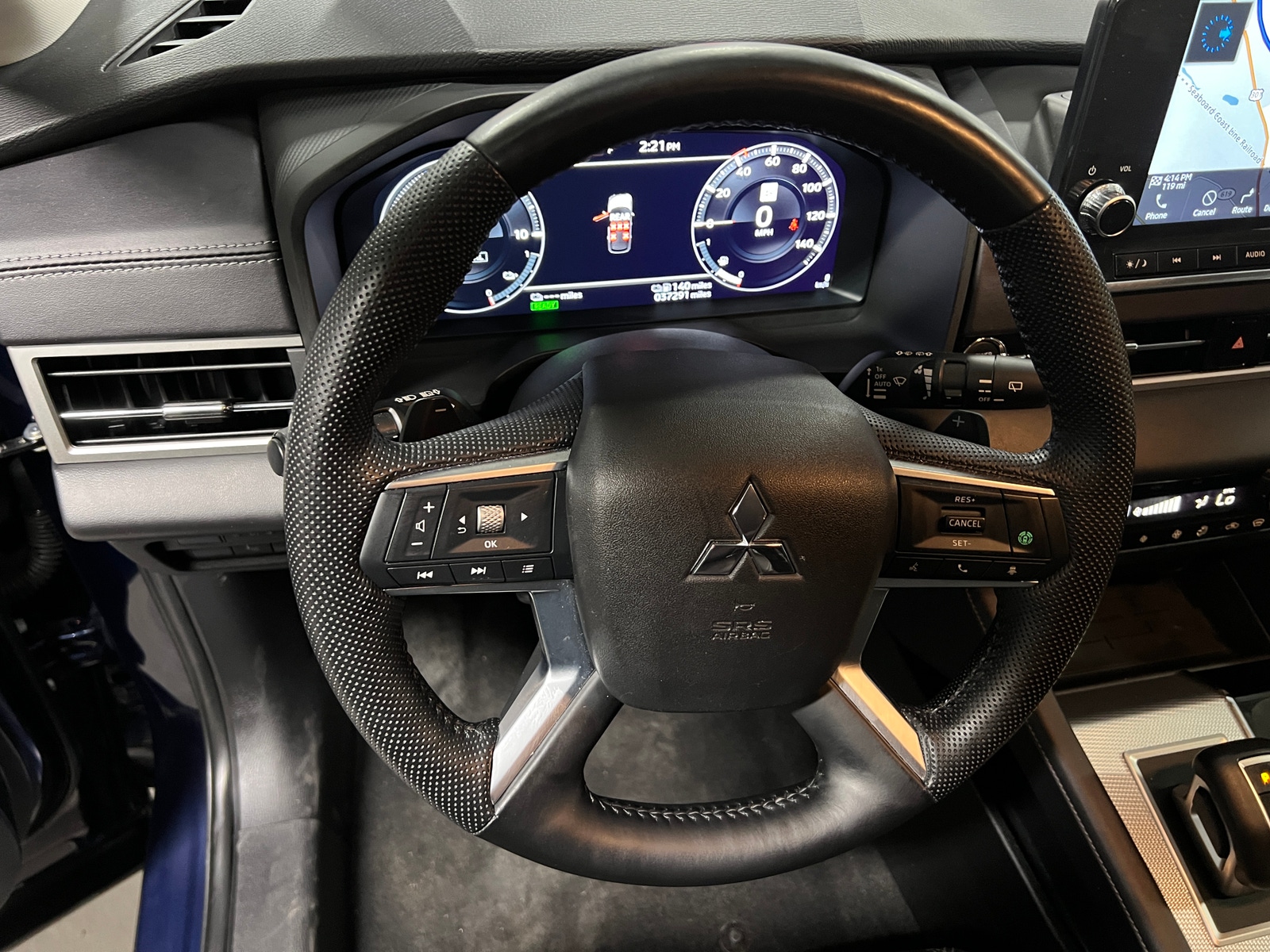 Thumbnail: 2023 Mitsubishi Outlander - 4