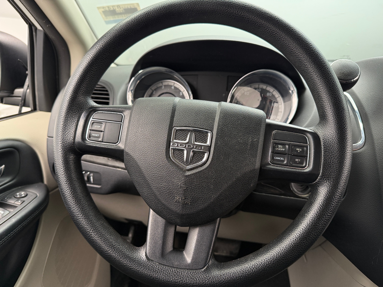 Thumbnail: 2020 Dodge Grand Caravan - 5