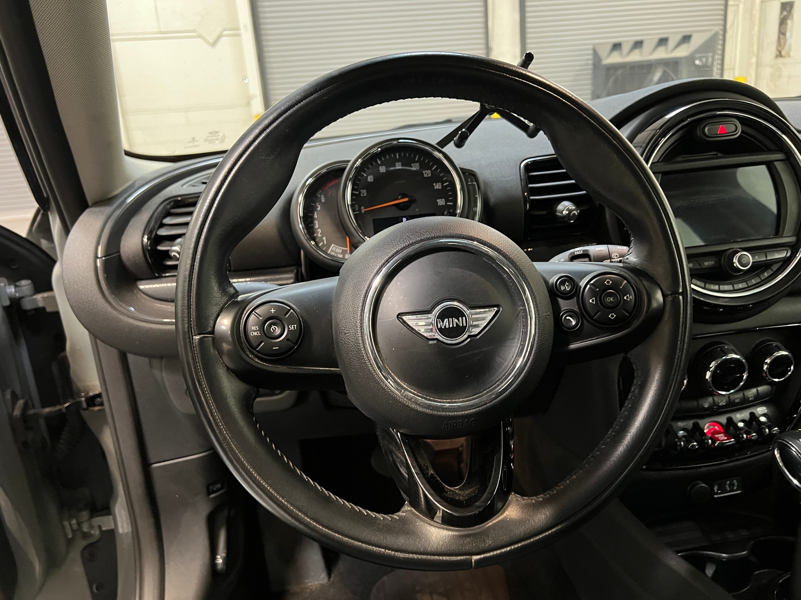 Thumbnail: 2018 MINI Cooper Clubman - 4