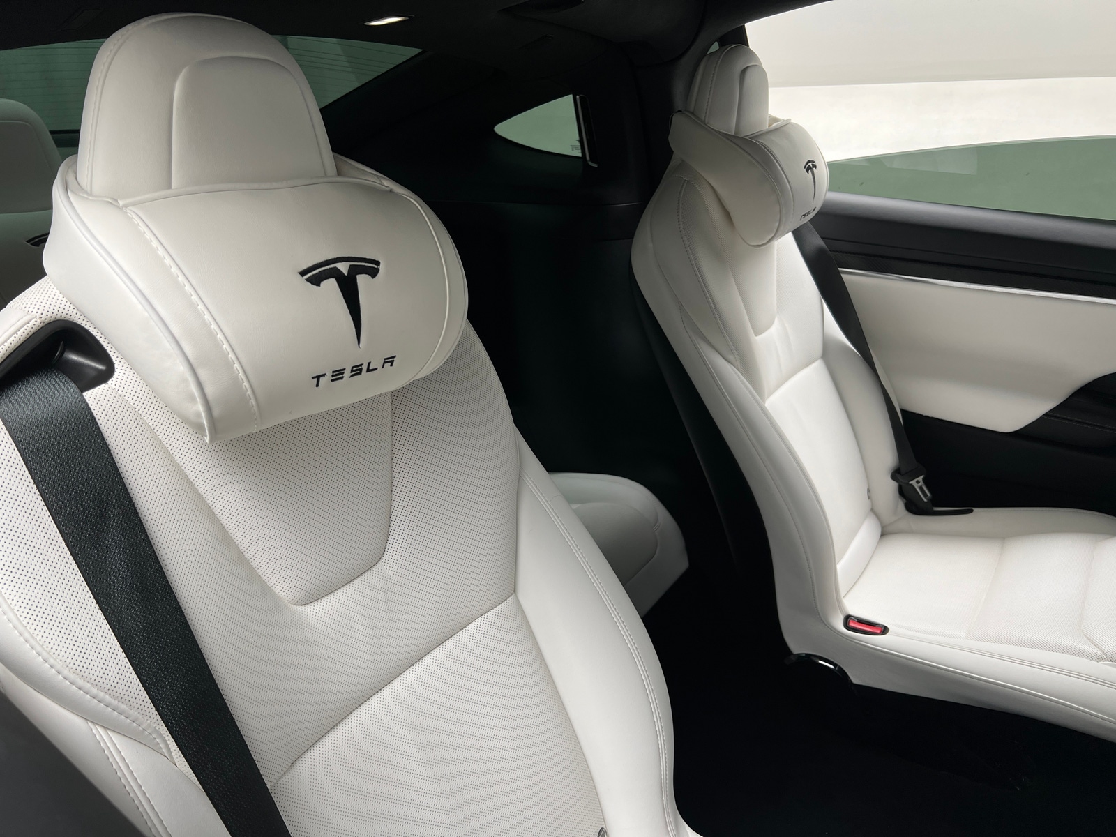 Thumbnail: 2022 Tesla Model X - 5