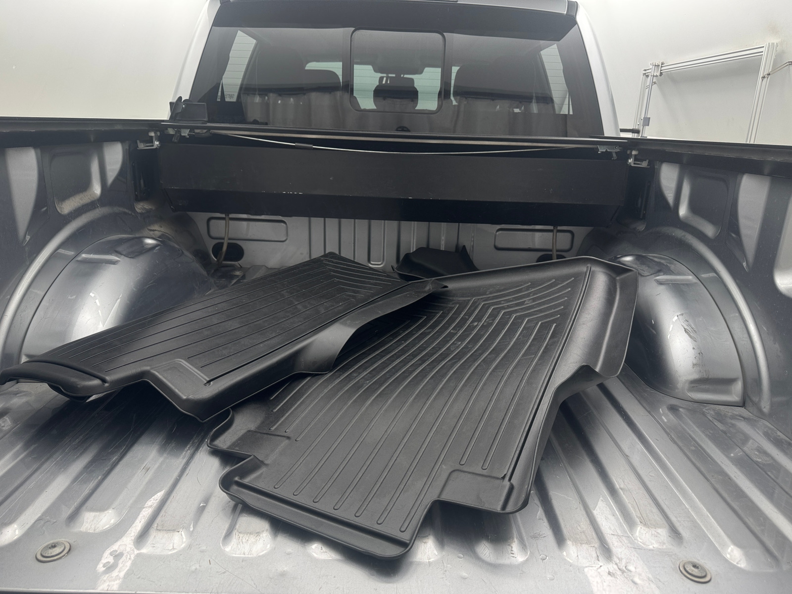 Thumbnail: 2021 Ford Econoline - 6