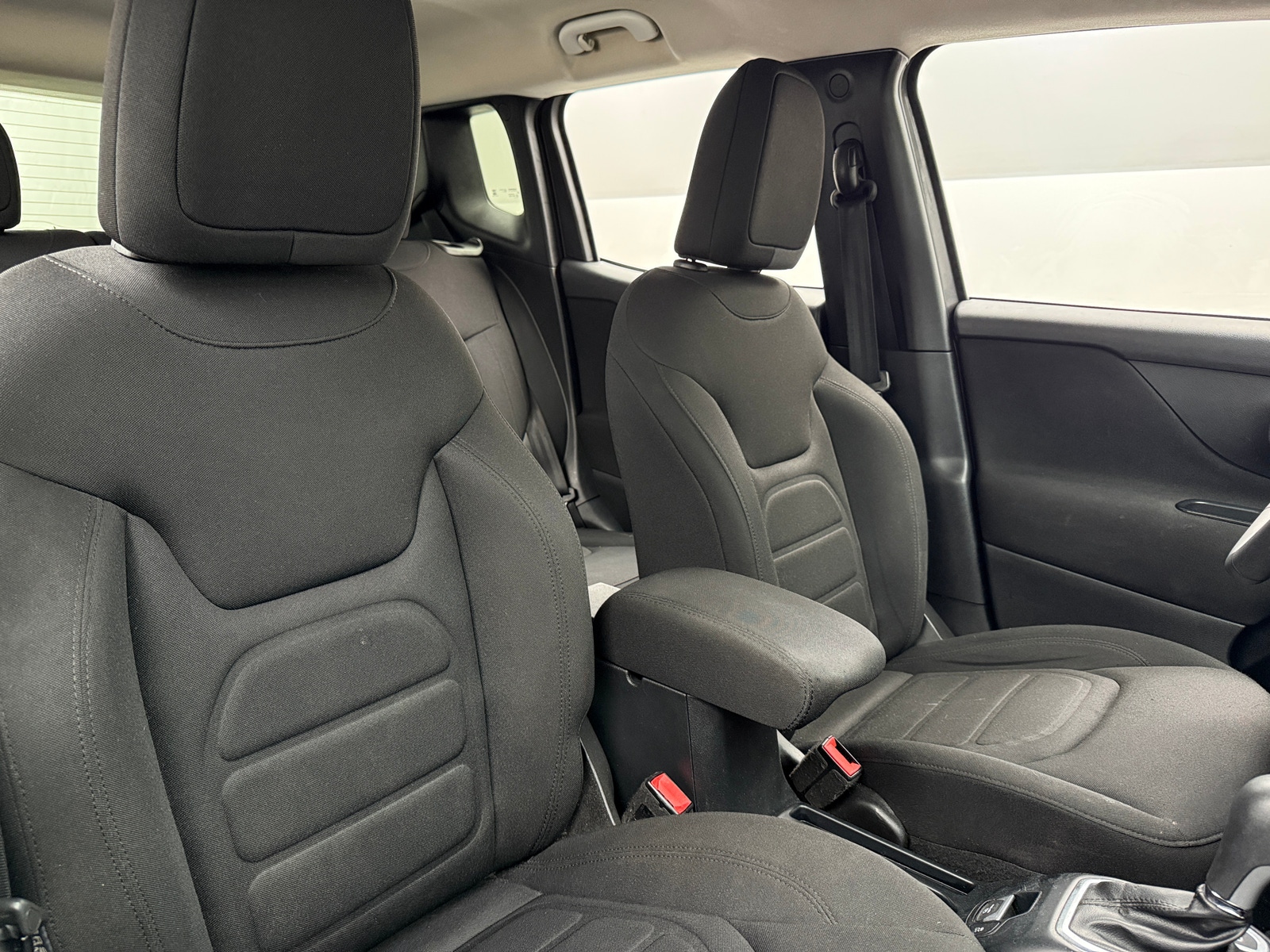 Thumbnail: 2018 Jeep Renegade - 2