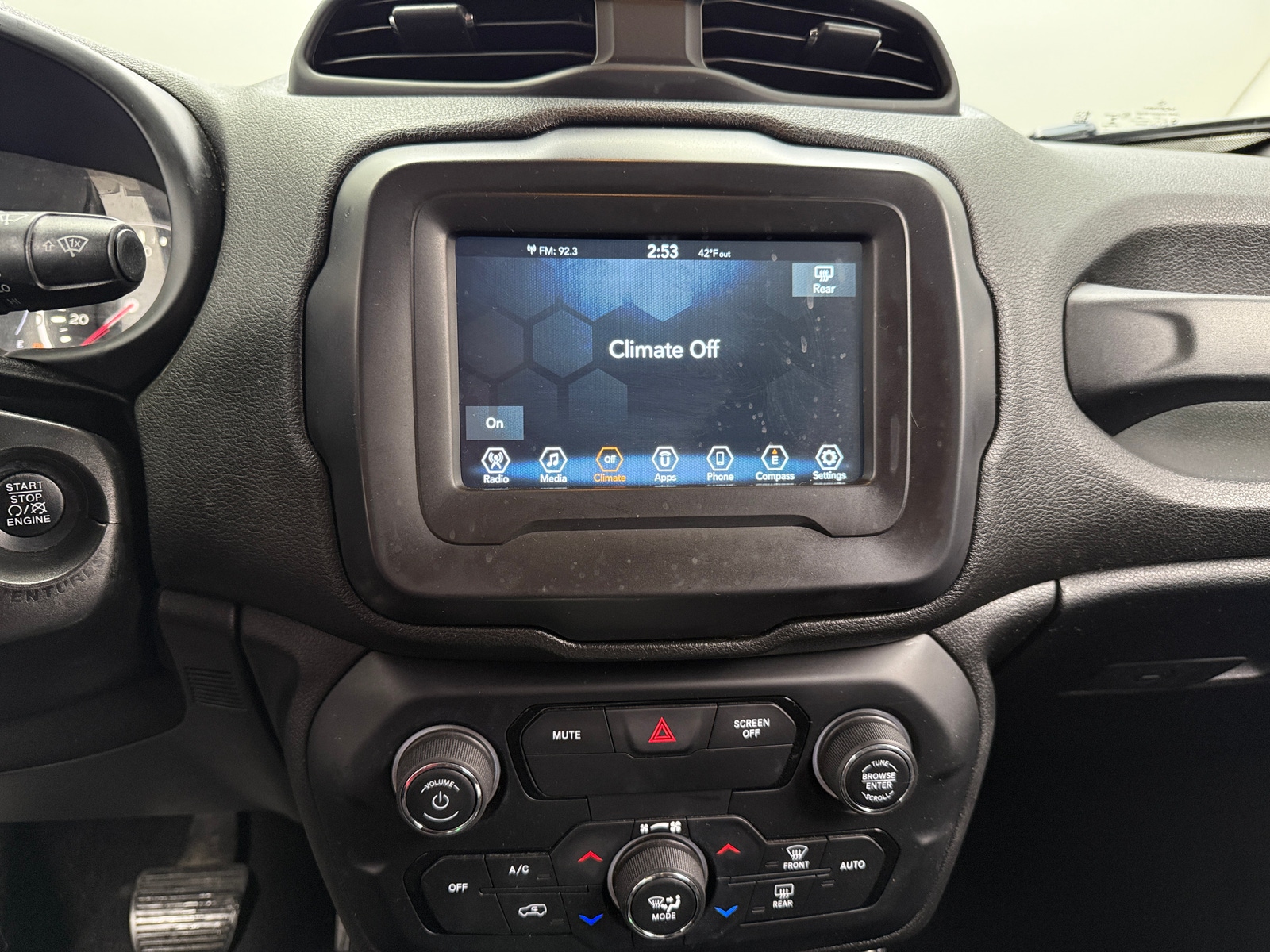 Thumbnail: 2018 Jeep Renegade - 4