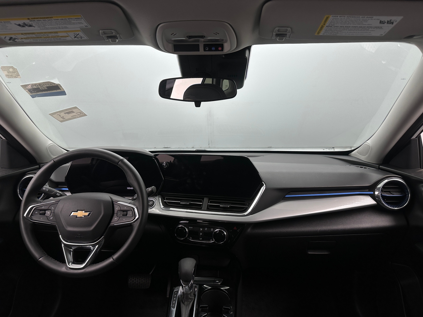 Thumbnail: 2025 Chevrolet Trax - 3