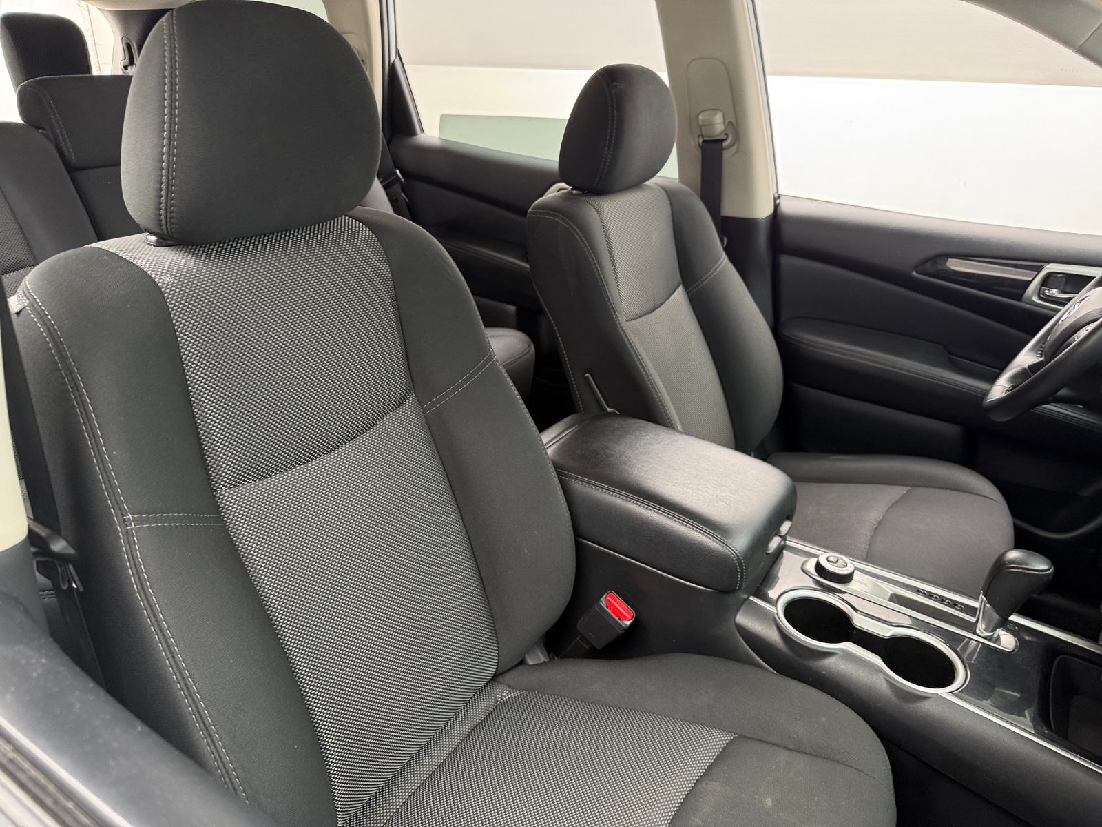 Thumbnail: 2020 Nissan Pathfinder - 2