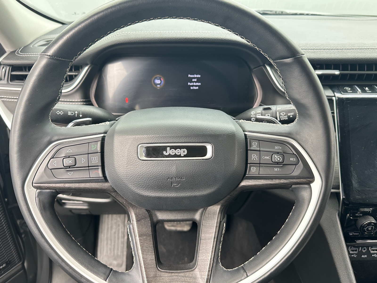 Thumbnail: 2022 Jeep Grand Cherokee L - 4