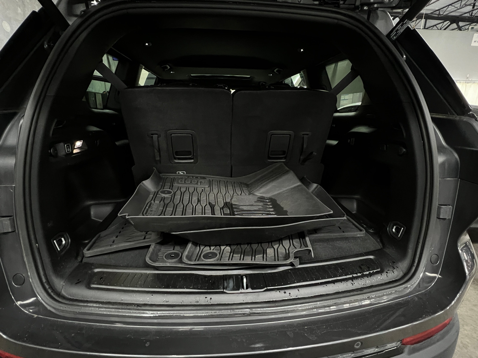 Thumbnail: 2023 Jeep Grand Cherokee L - 7