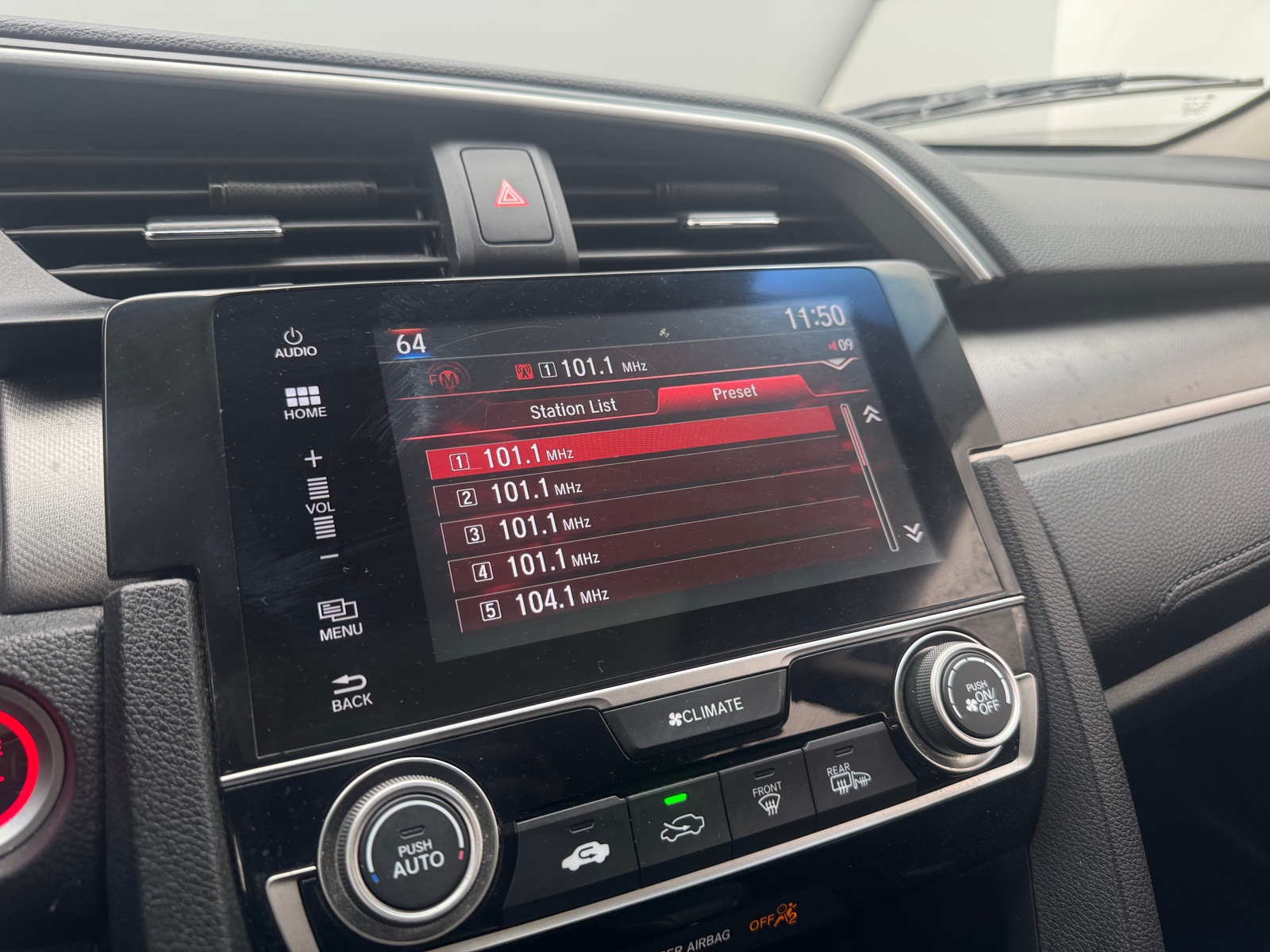 Thumbnail: 2016 Honda Civic - 4