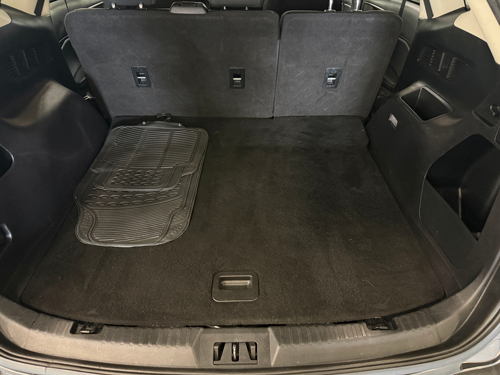 Thumbnail: 2020 Ford Edge - 7