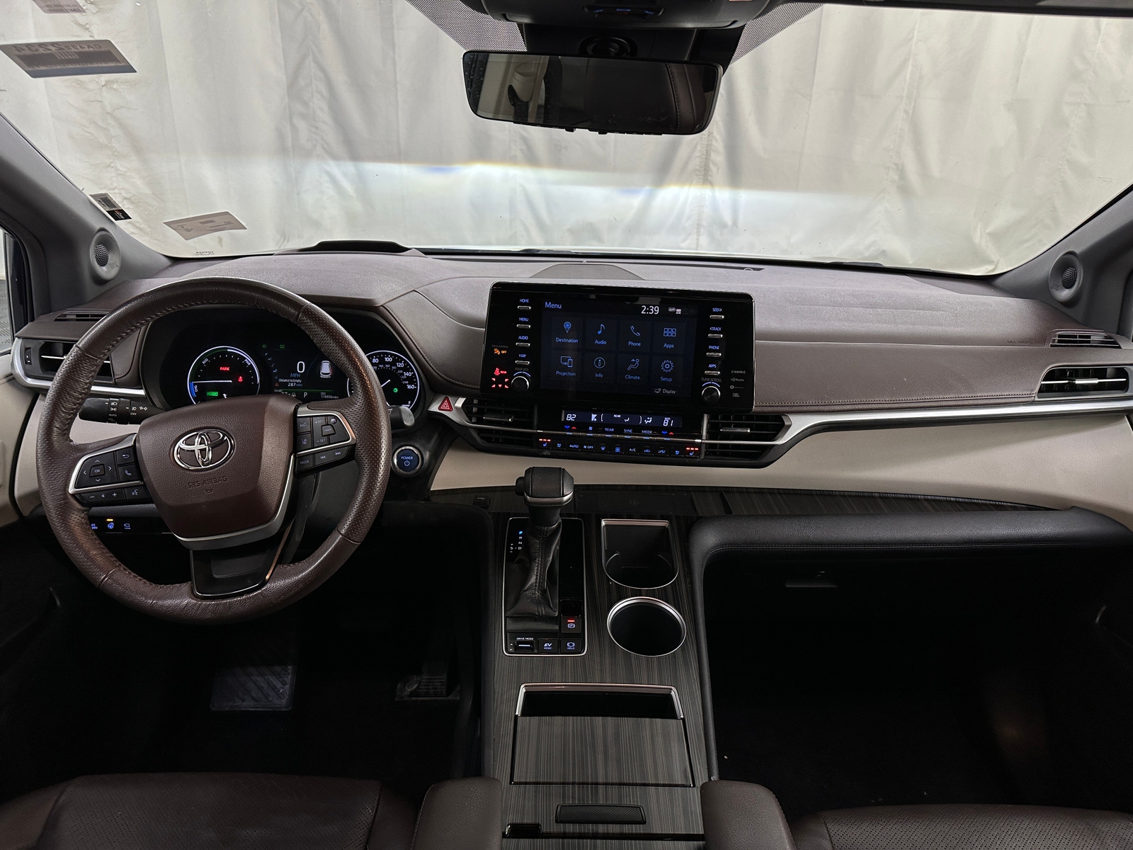 Thumbnail: 2021 Toyota Sienna - 2