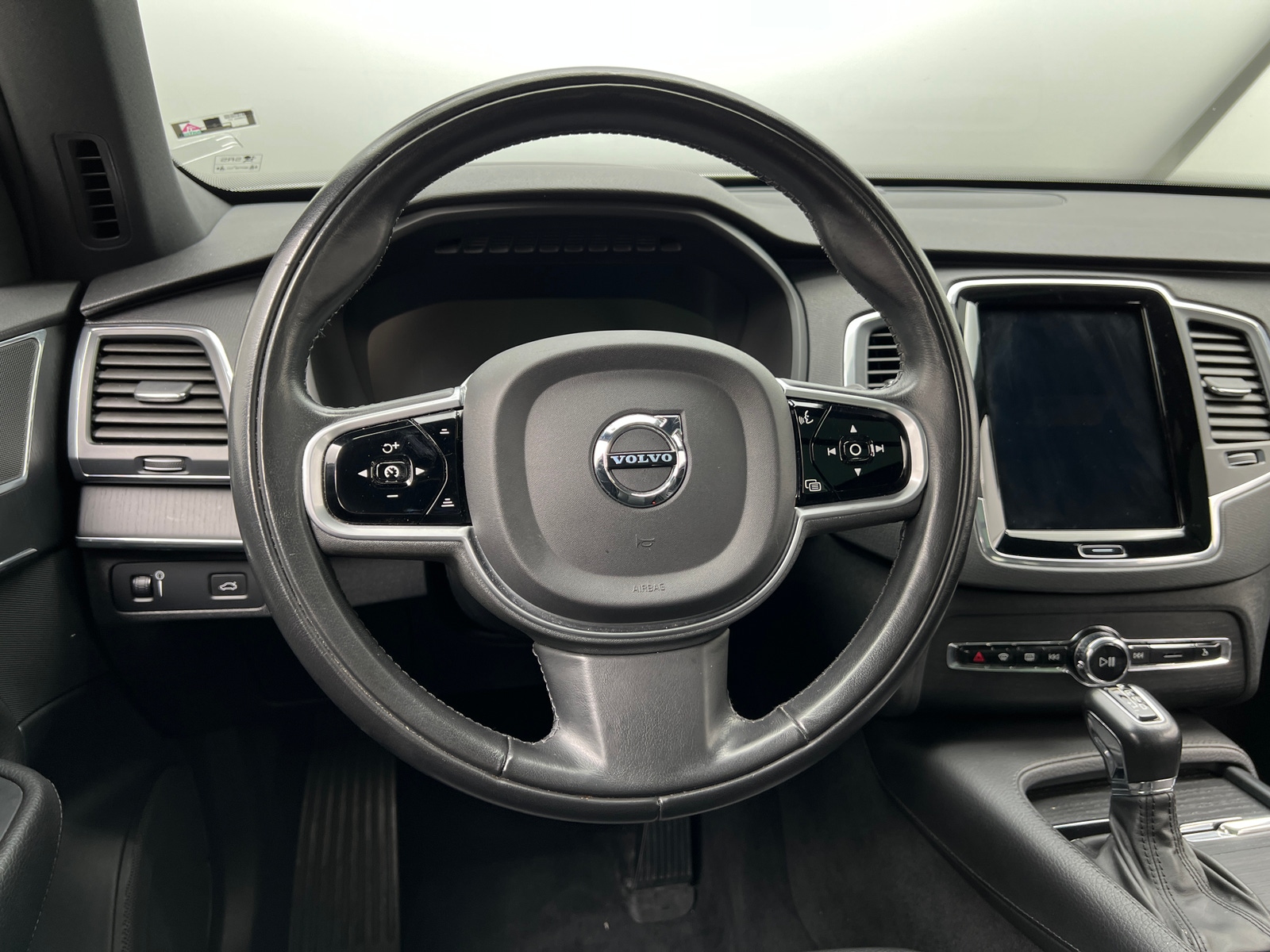 Thumbnail: 2020 Volvo XC90 - 4