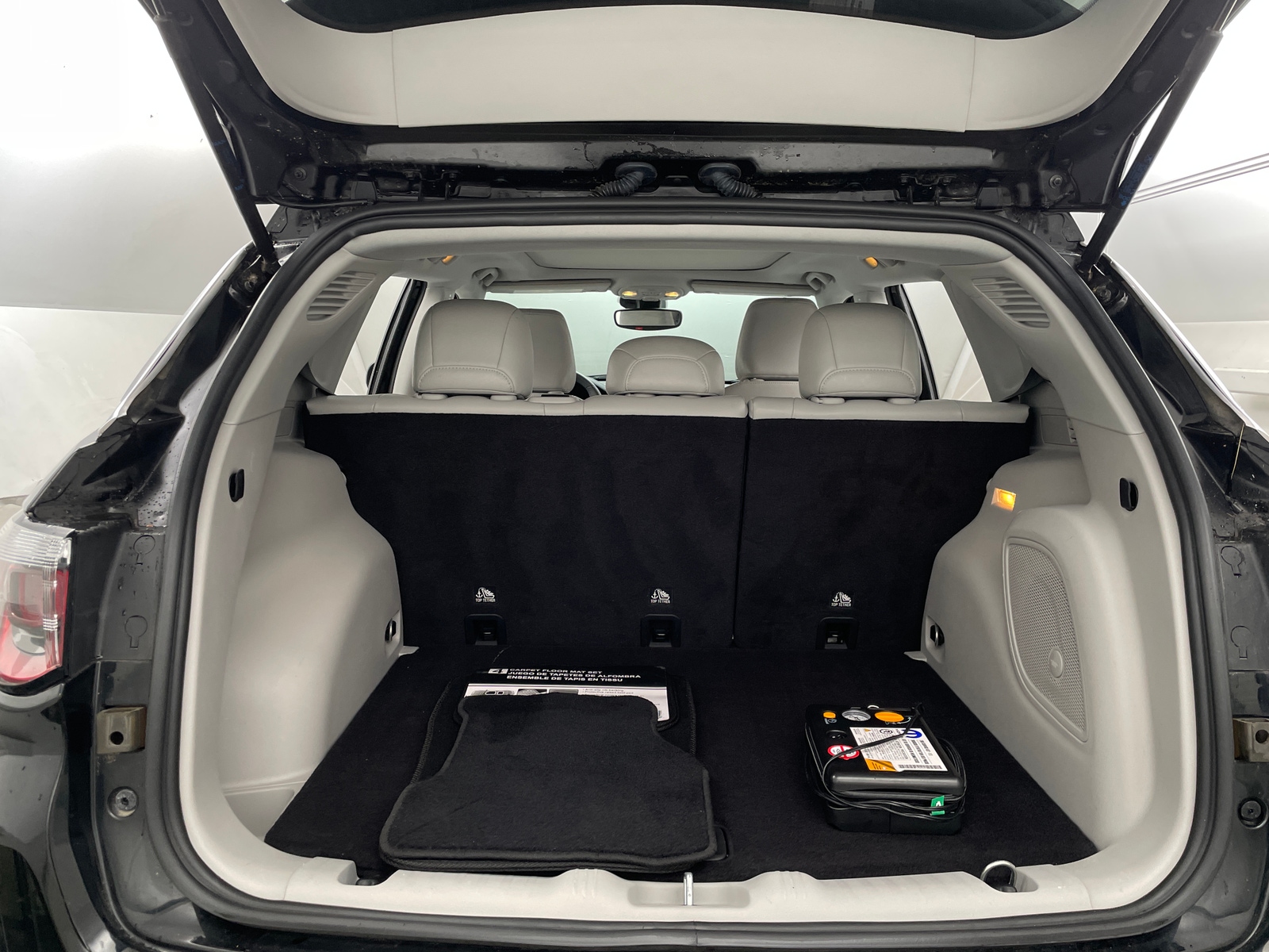 Thumbnail: 2022 Jeep Compass - 6