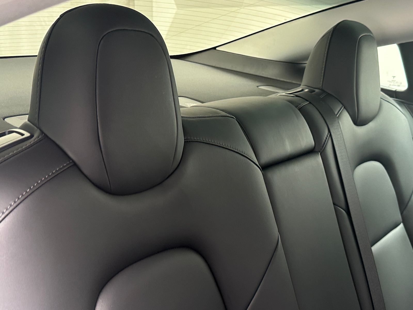 Thumbnail: 2022 Tesla Model 3 - 5