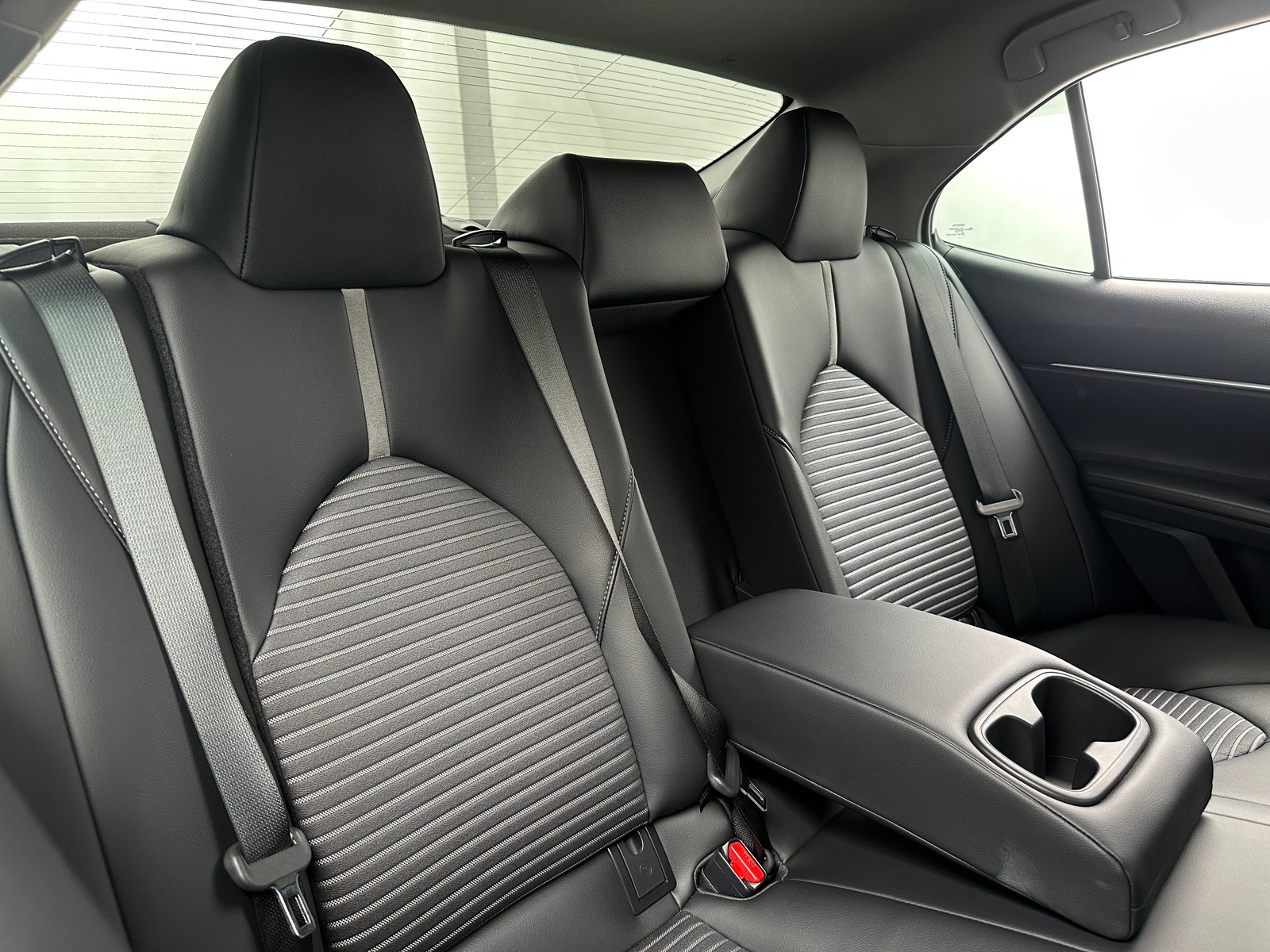 Thumbnail: 2022 Toyota Camry - 6