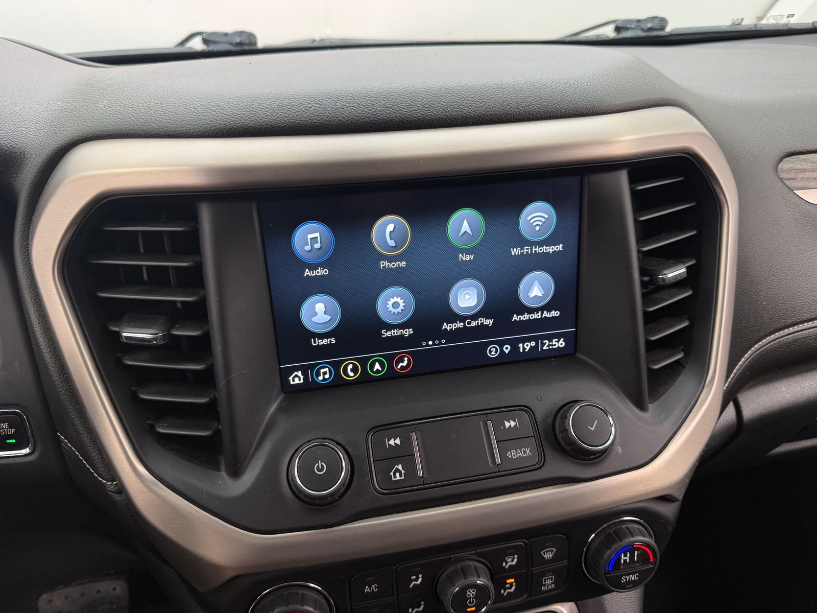 Thumbnail: 2022 GMC Acadia - 3