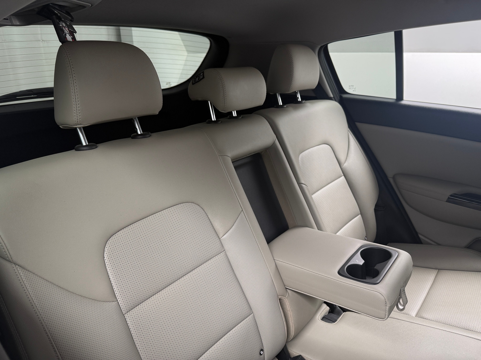 Thumbnail: 2020 Kia Sportage - 5