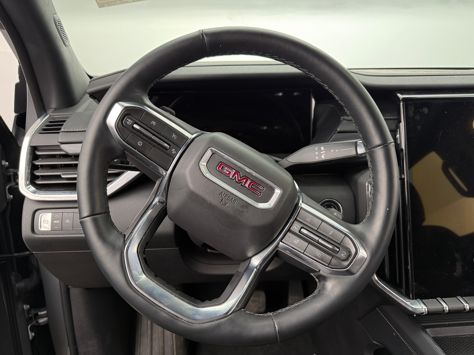 Thumbnail: 2025 GMC Acadia - 5