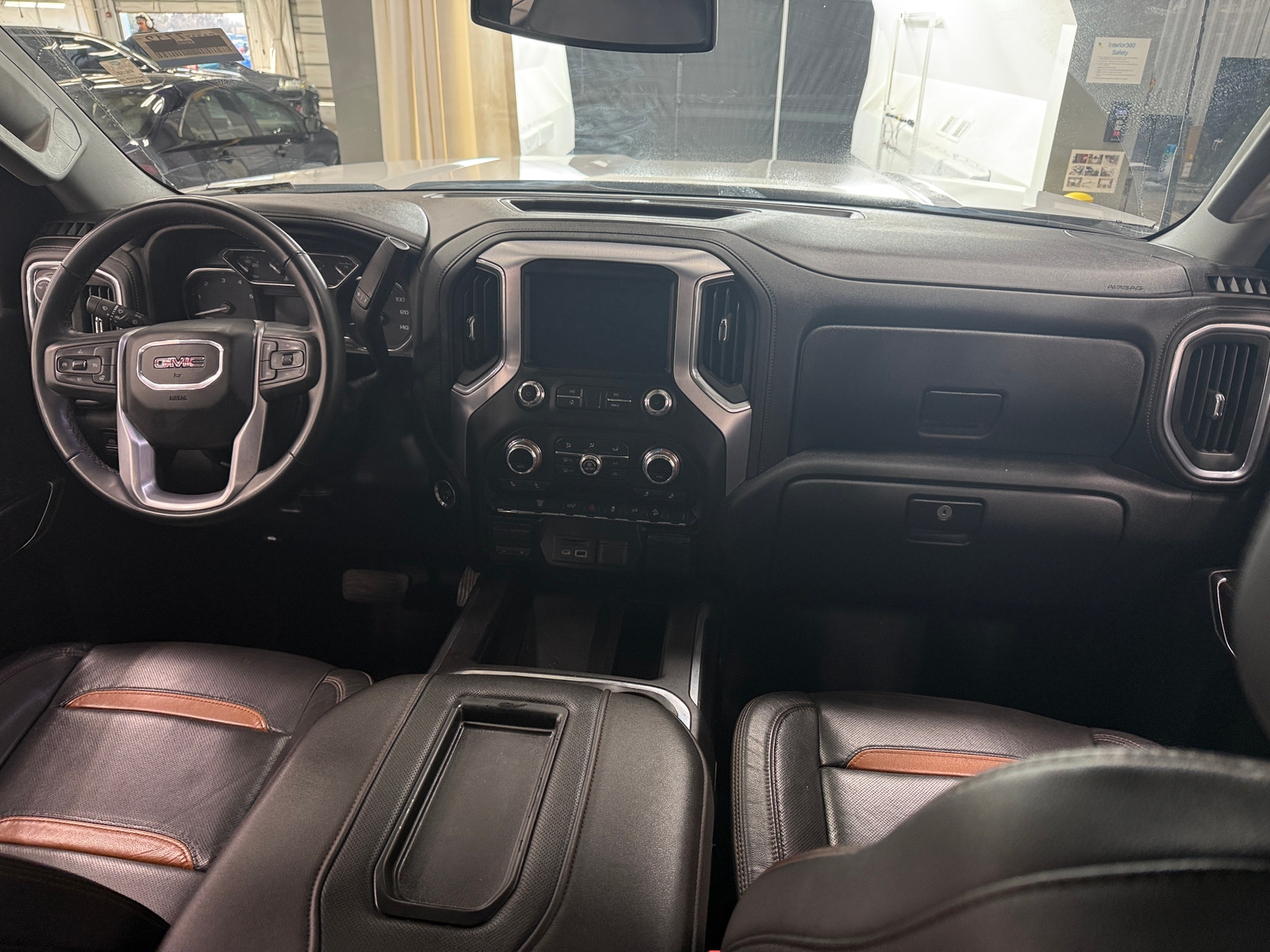 Thumbnail: 2023 GMC Sierra 2500 - 3