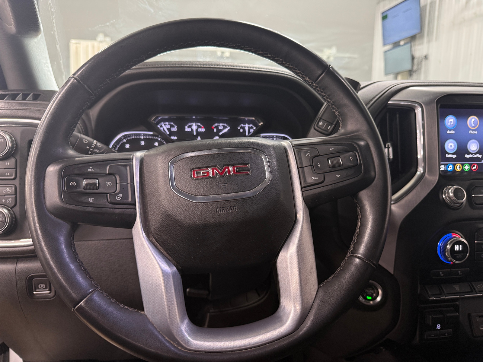 Thumbnail: 2023 GMC Sierra 2500 - 5