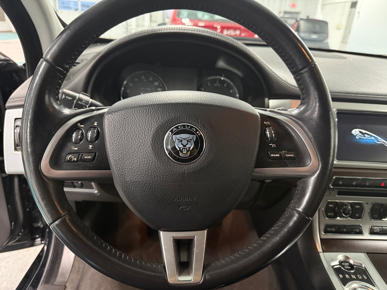 Thumbnail: 2014 Jaguar XF - 4