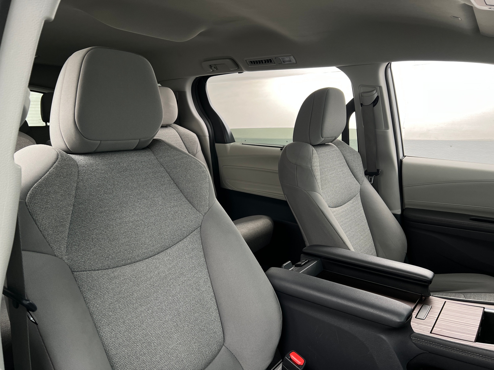 Thumbnail: 2024 Toyota Sienna - 2