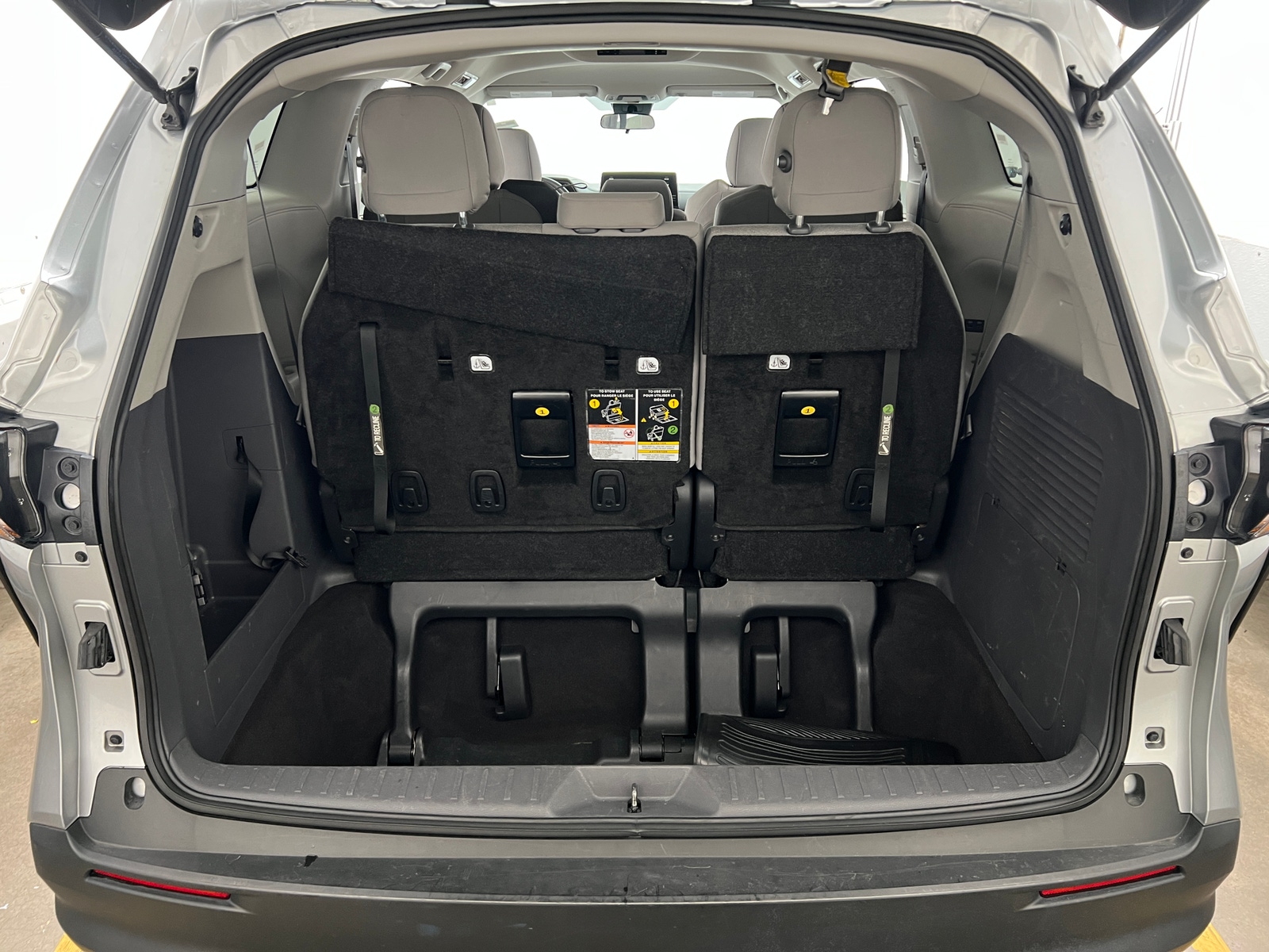 Thumbnail: 2024 Toyota Sienna - 7